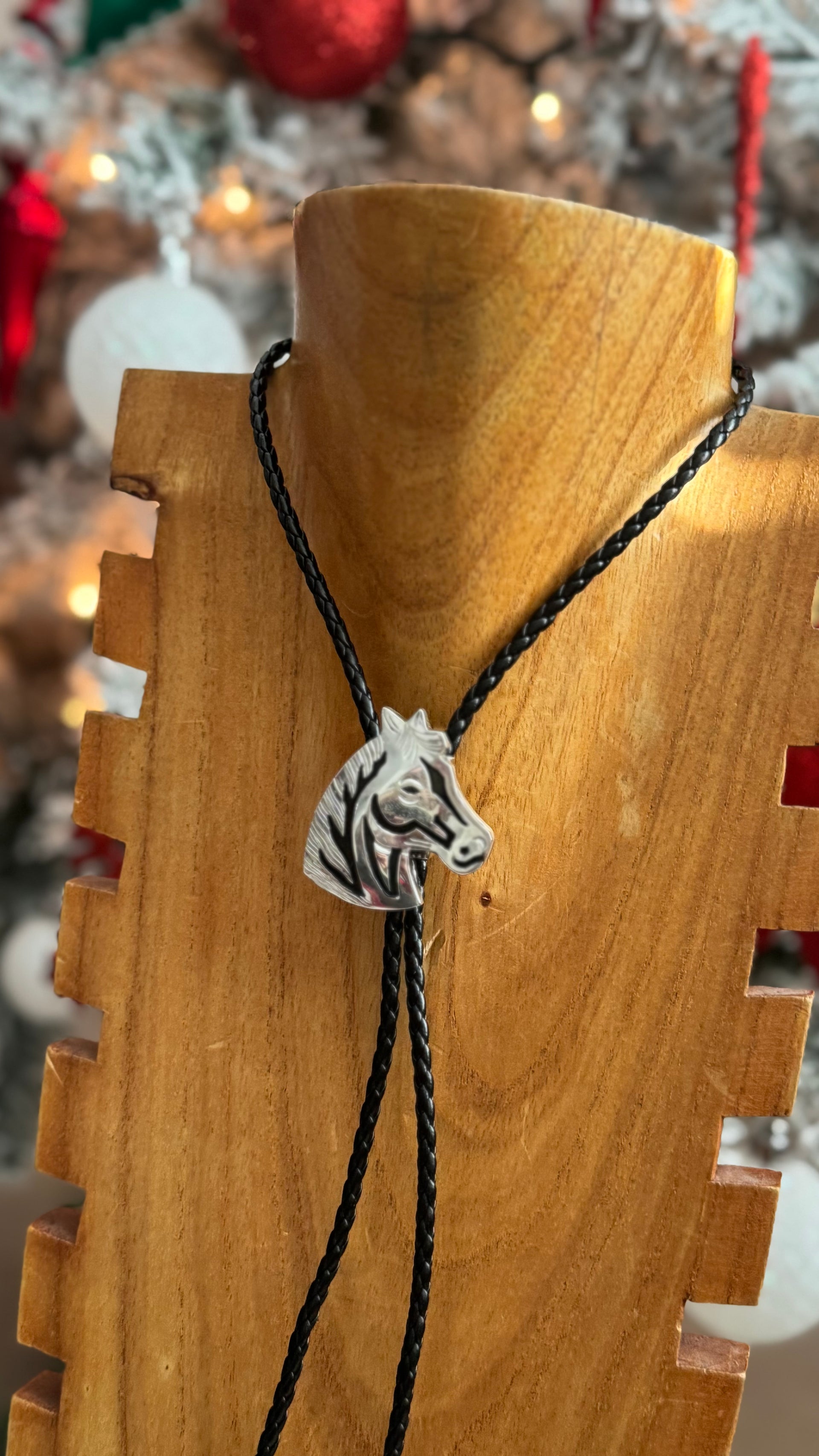 Alonzo Mariano Sterling Silver Horse Head Bolo Tie