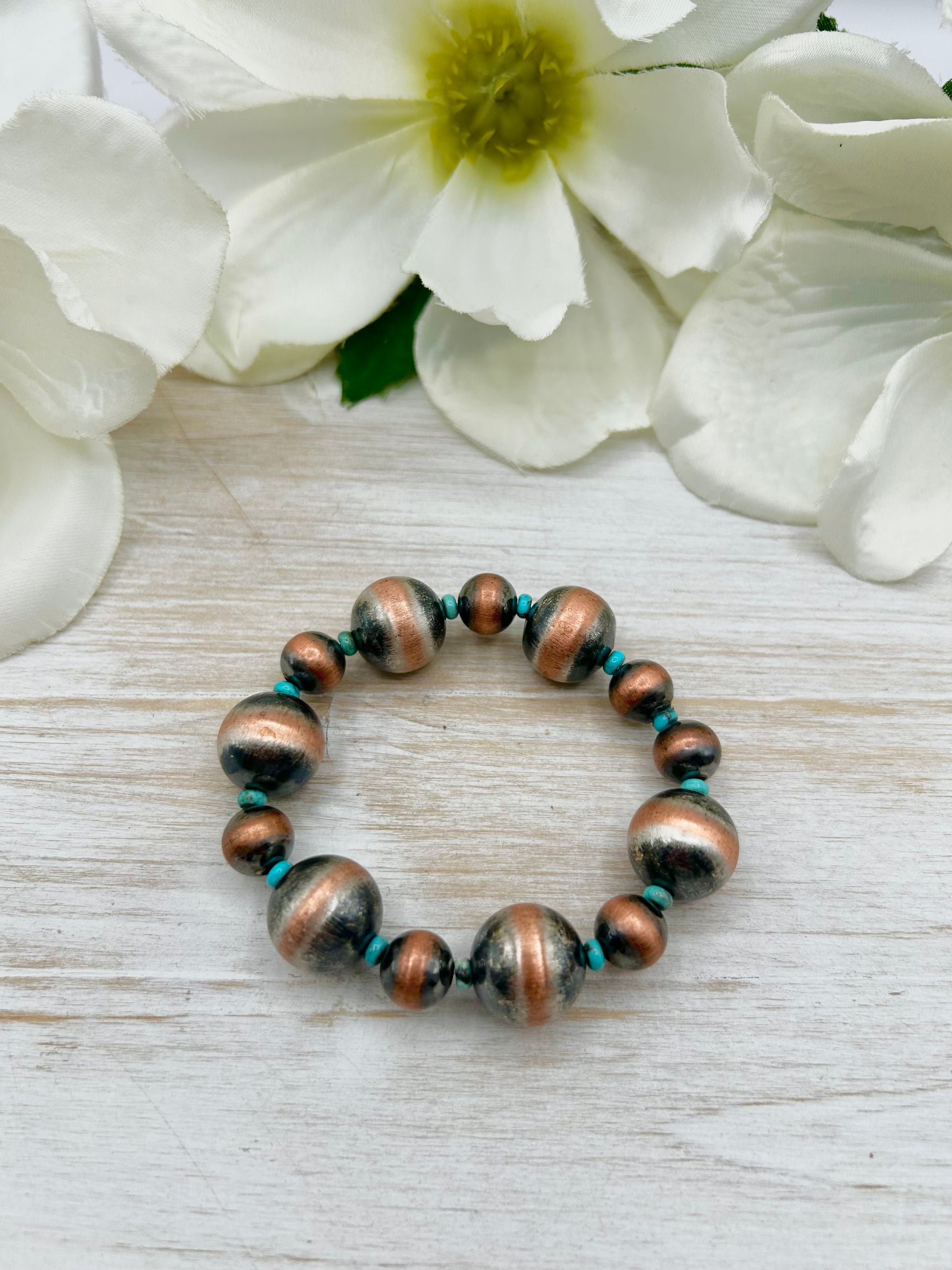 Navajo Made Kingman Turquoise & Copper Strung Stretchy Bracelet