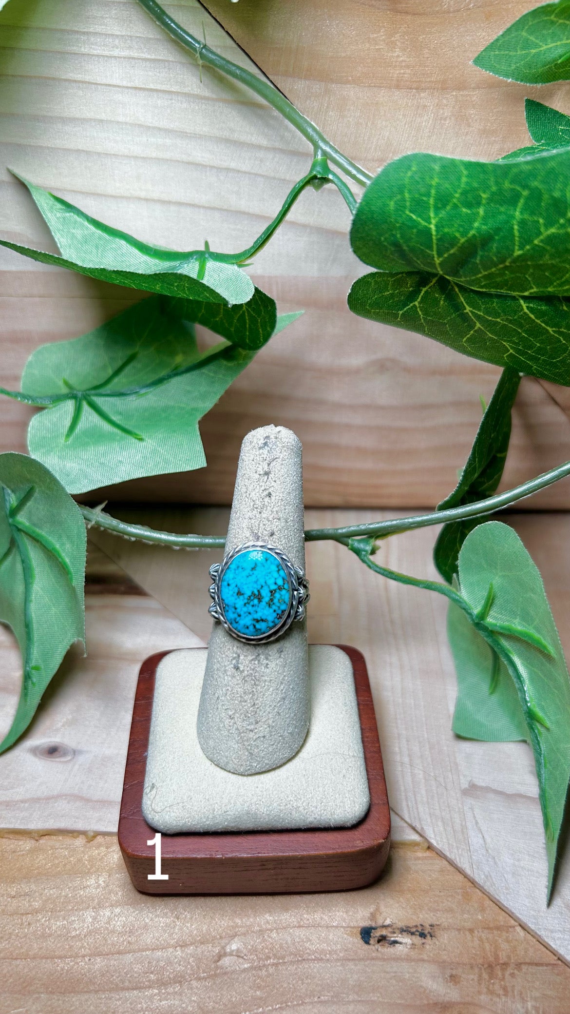 Navajo Made Birds Eye  Kingman Turquoise & Sterling Sliver Cluster Ring