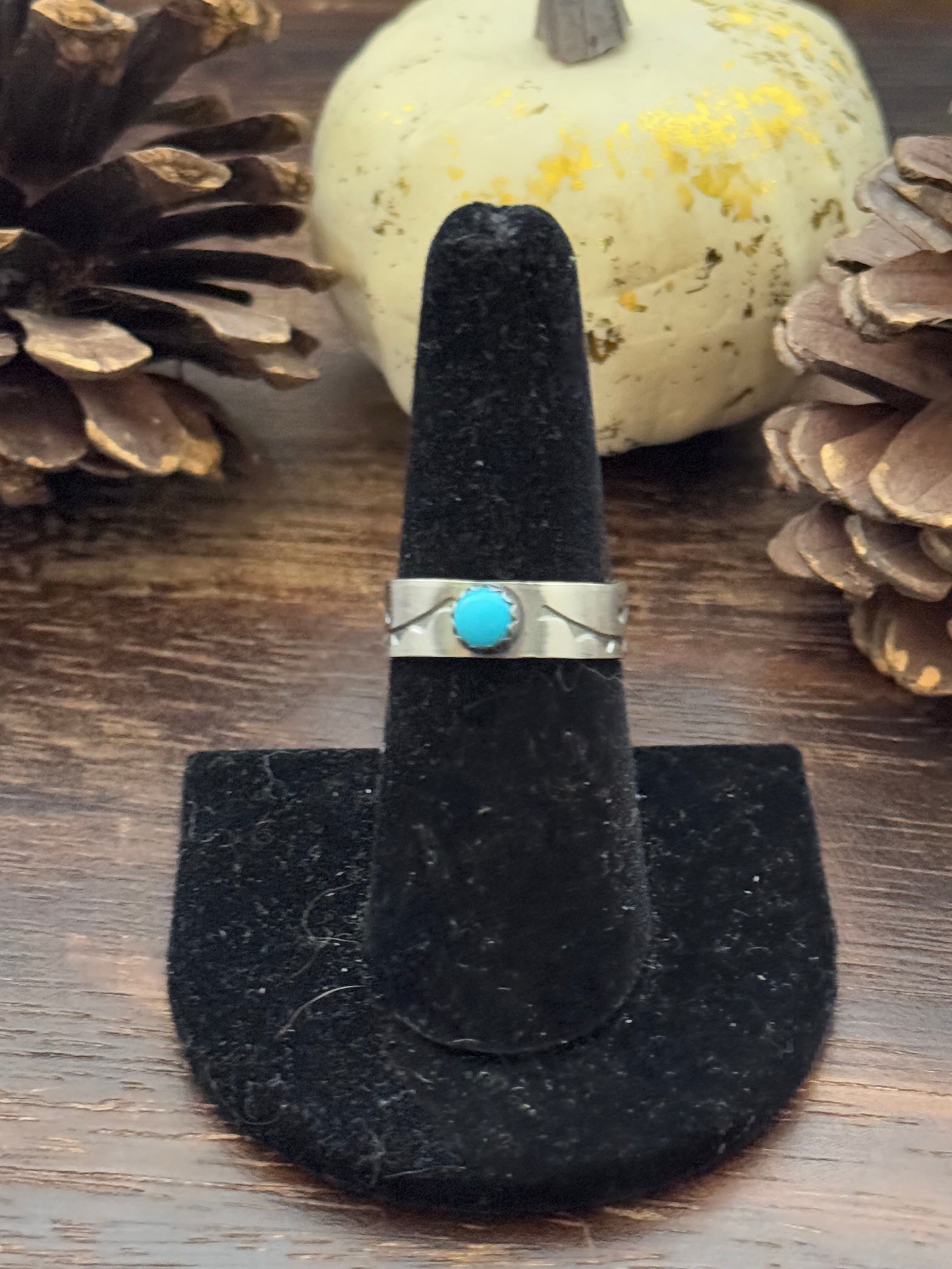 Navajo Made Kingman Turquoise & Sterling Silver Ring