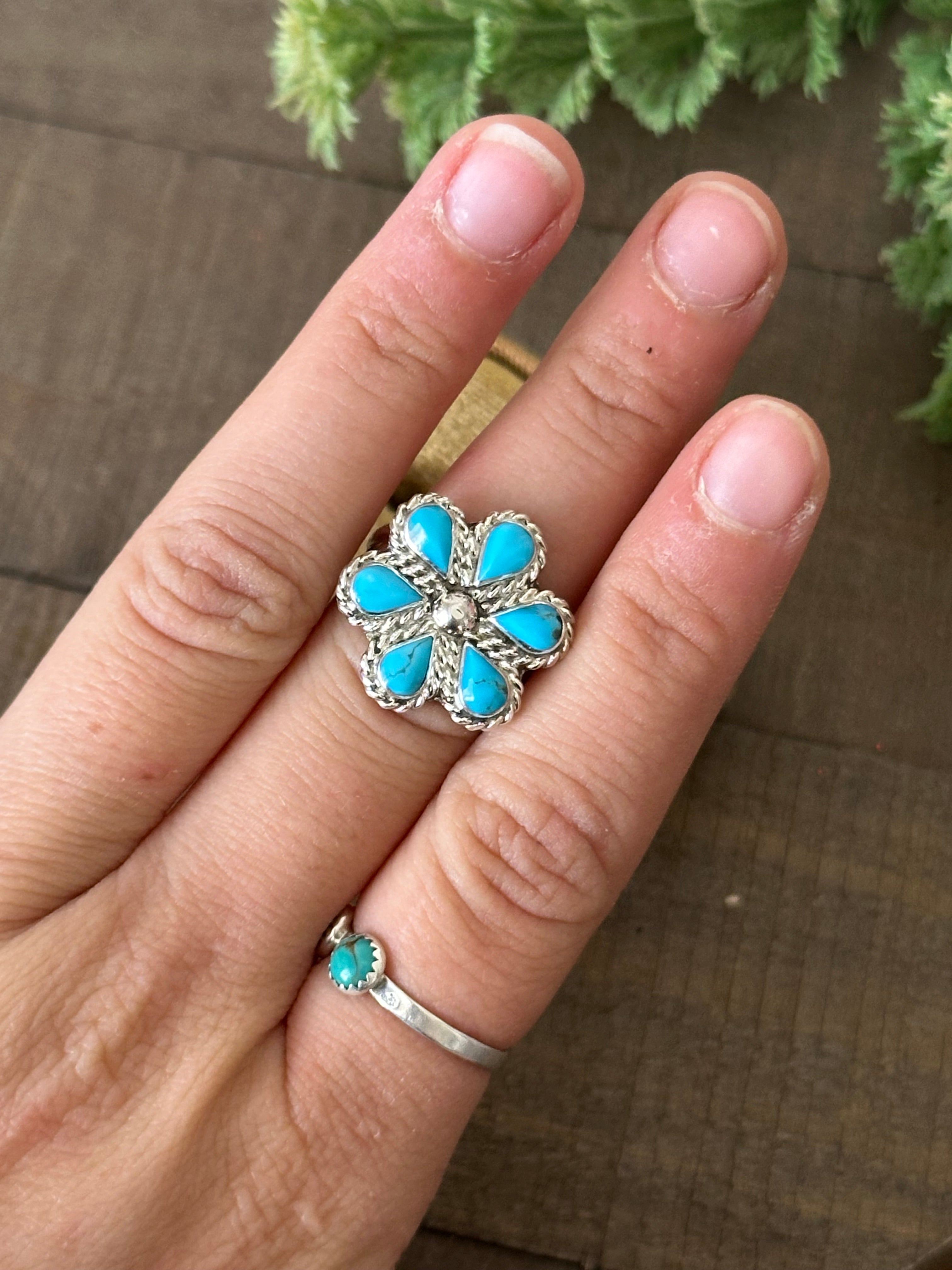 Navajo Made Turquoise & Sterling Silver Ring Size 7.25