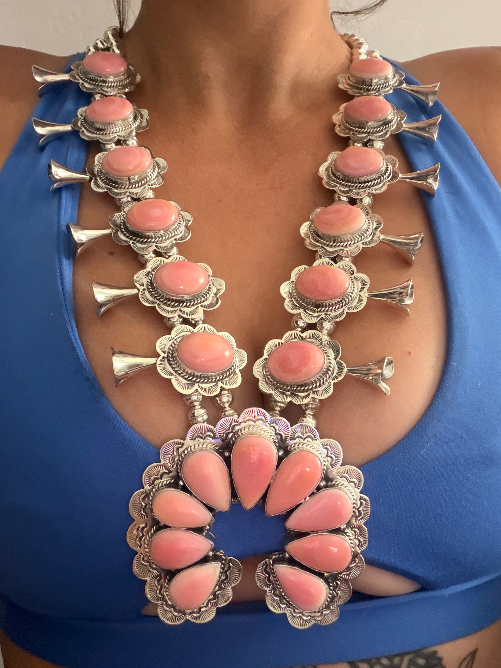 Kee Johnson Pink Conch & Sterling Silver Squash Blossom Necklace Set