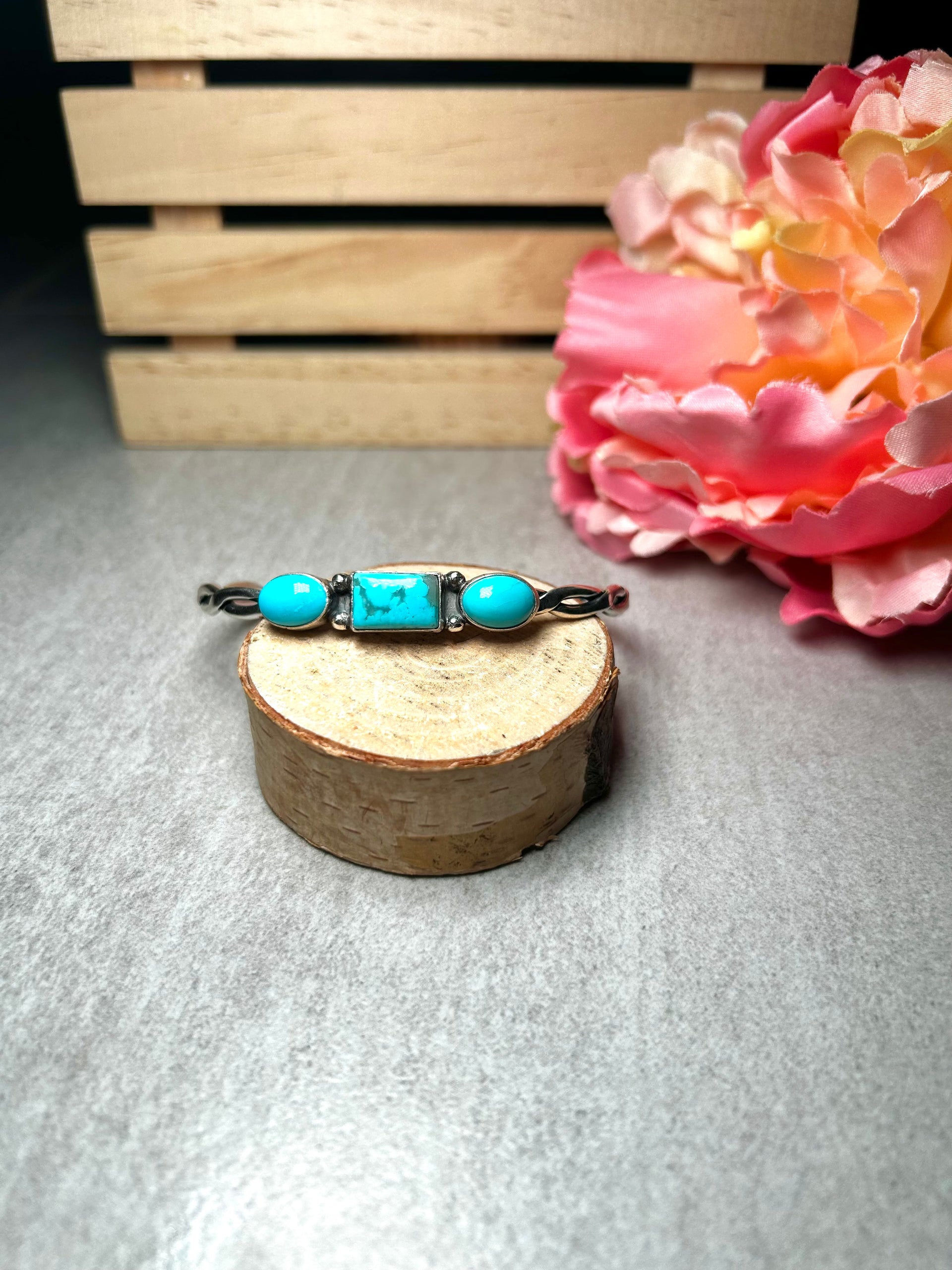Navajo Made Kingman Turquoise & Sterling Silver Cuff Bracelet