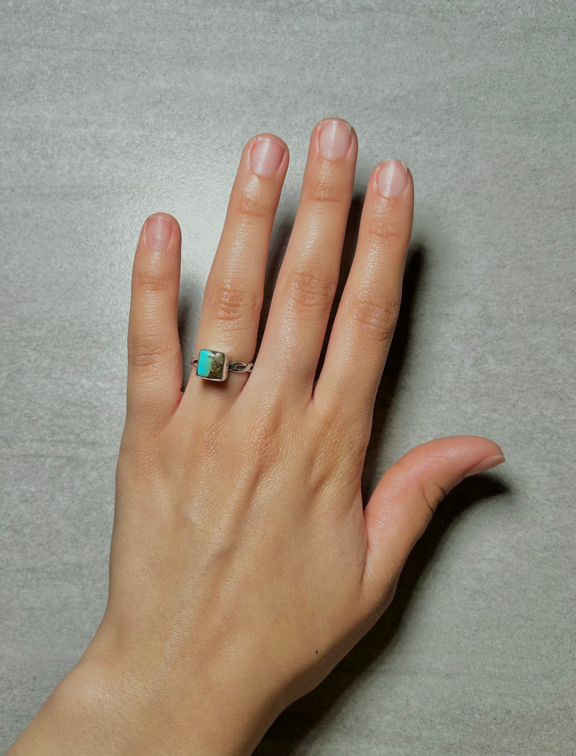 Navajo Made Kingman Turquoise & Sterling Silver Ring Size 4.75