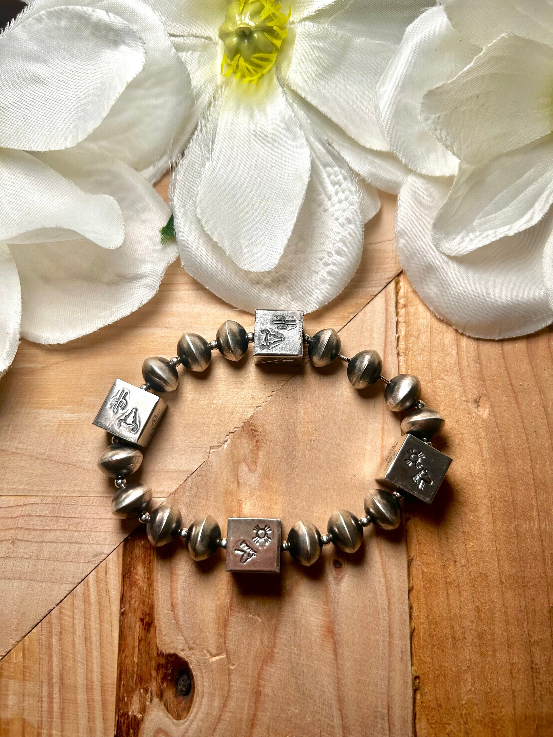 Navajo Handmade Sterling Silver Strung Stretchy Bracelet