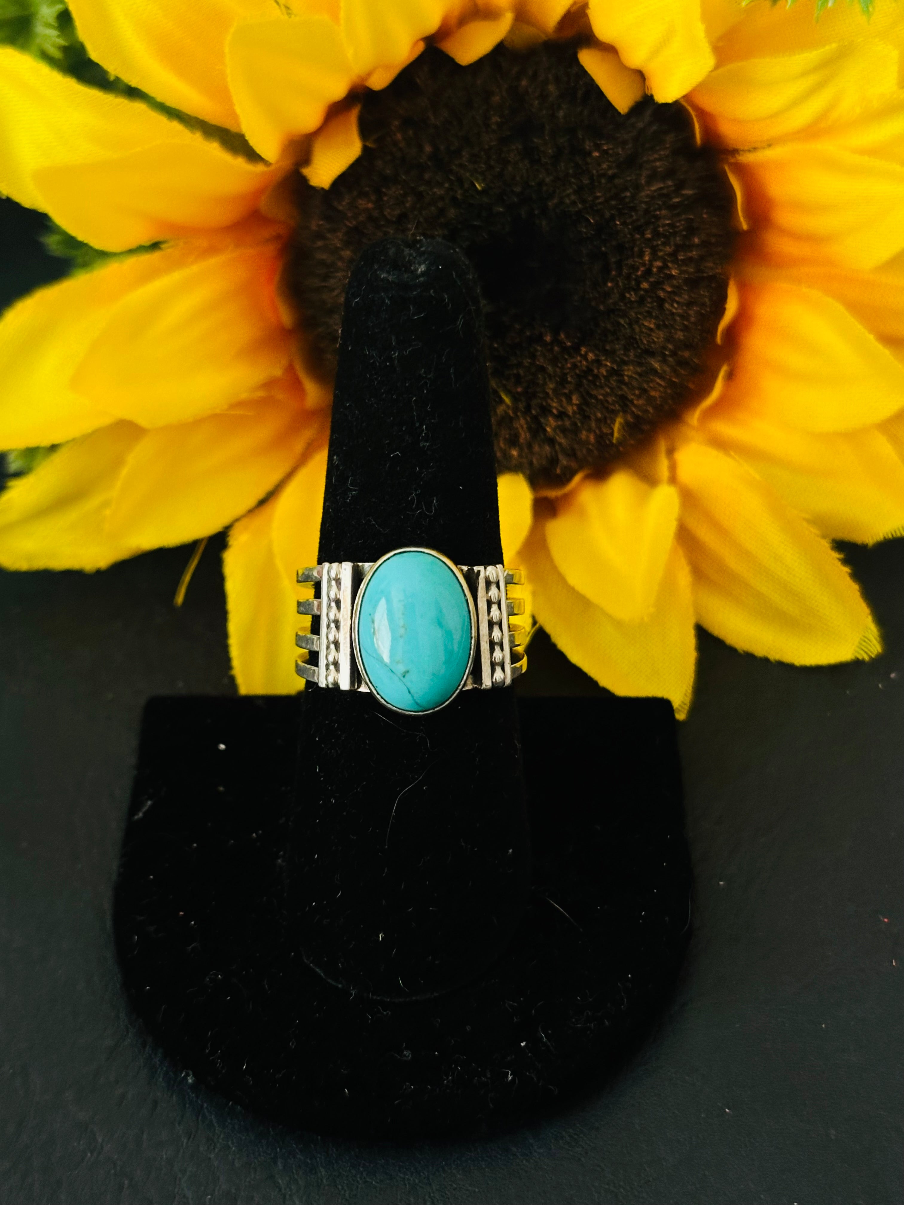 Navajo Handmade Kingman Turquoise & Sterling Silver Ring