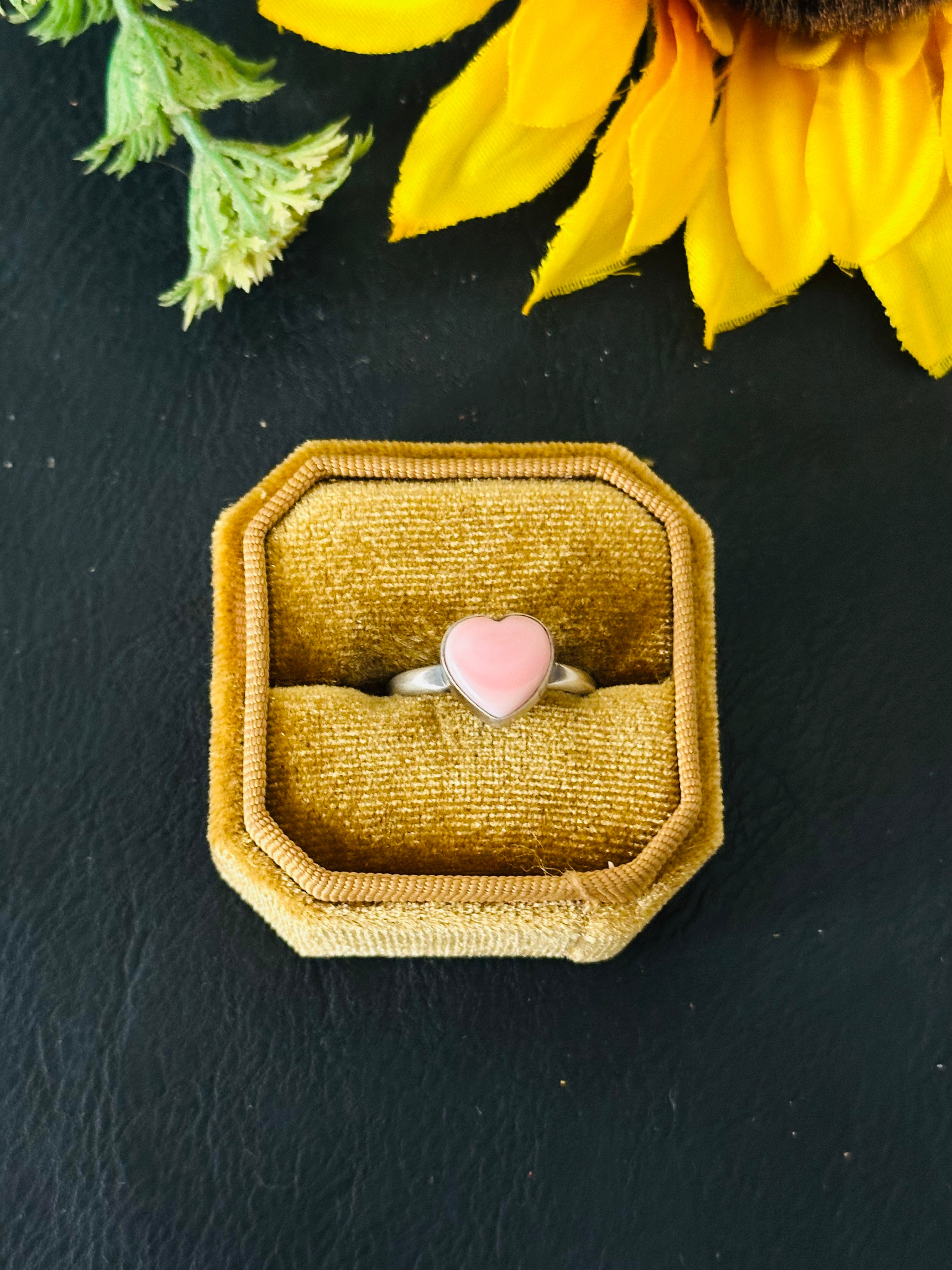 Navajo Made Pink Conch & Sterling Silver Ring Size 8