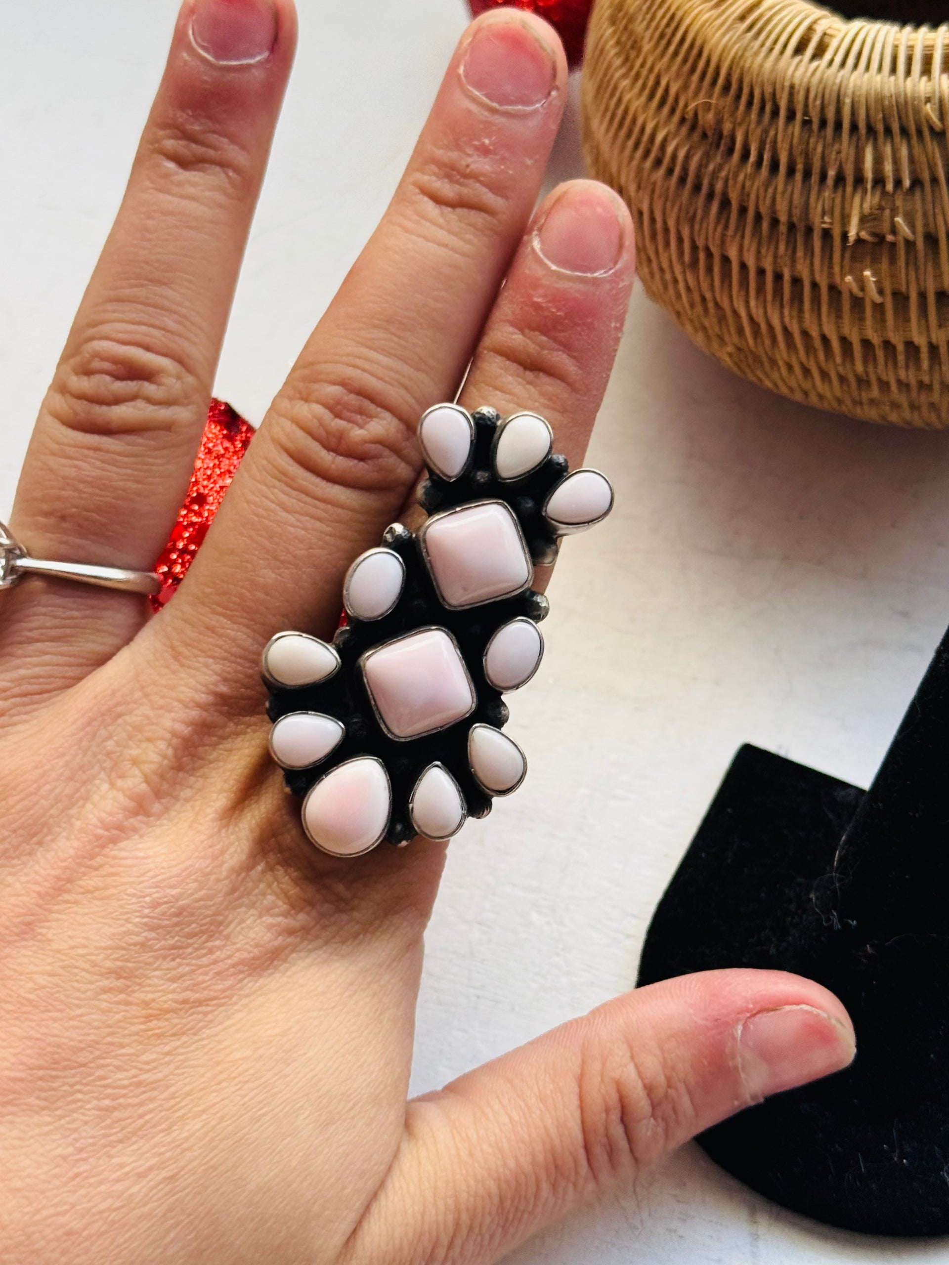 Navajo Made Pink Conch & Sterling Silver Ring Size 7.5