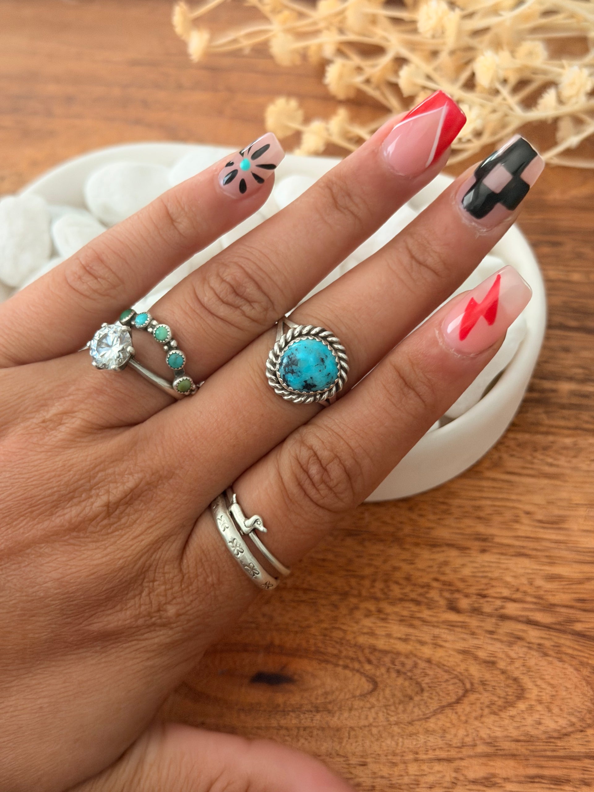 Navajo Made Kingman Turquoise & Sterling Silver Ring Size 7.75
