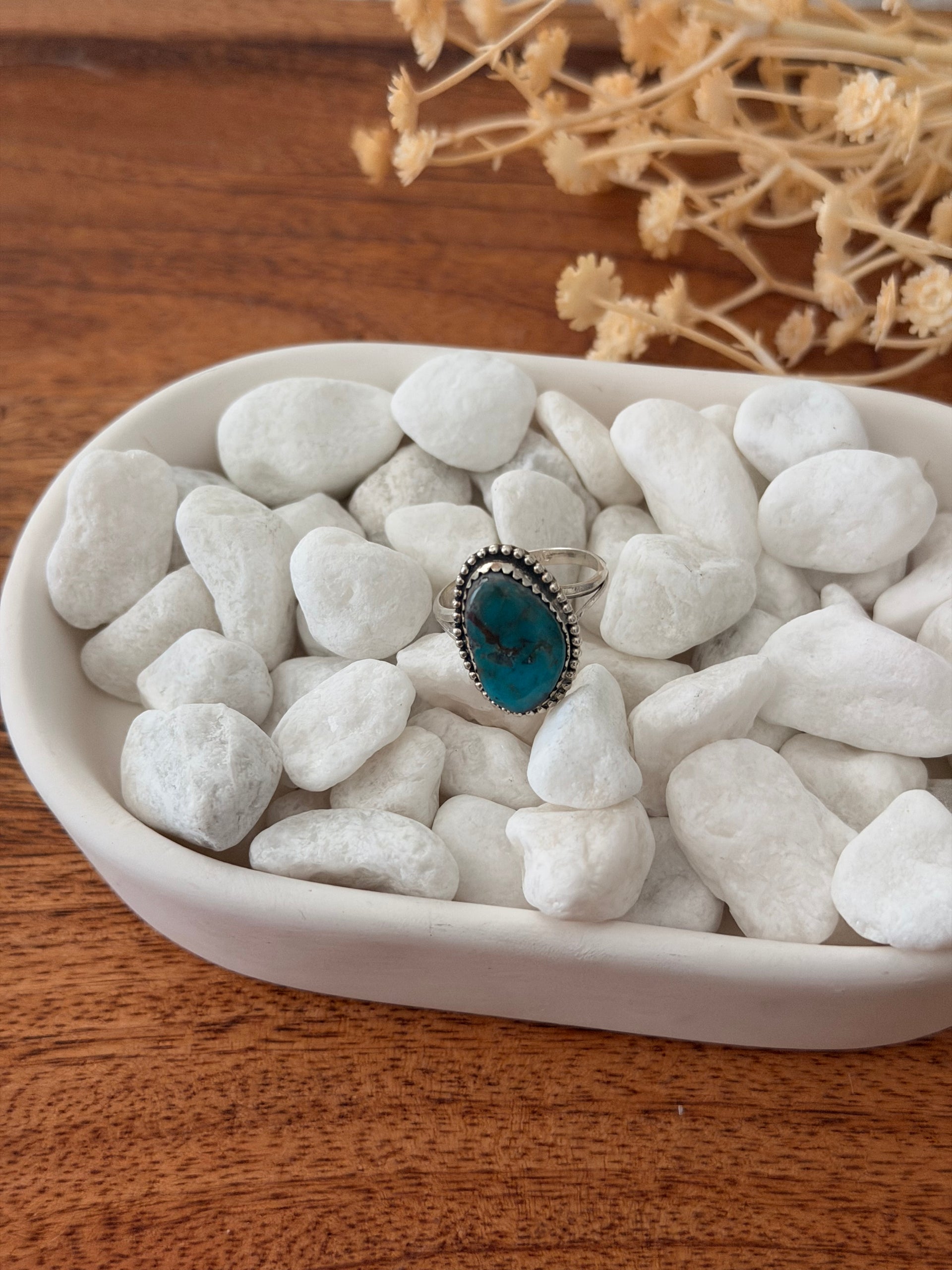 Navajo Made Kingman Turquoise & Sterling Silver Ring Size 6.75