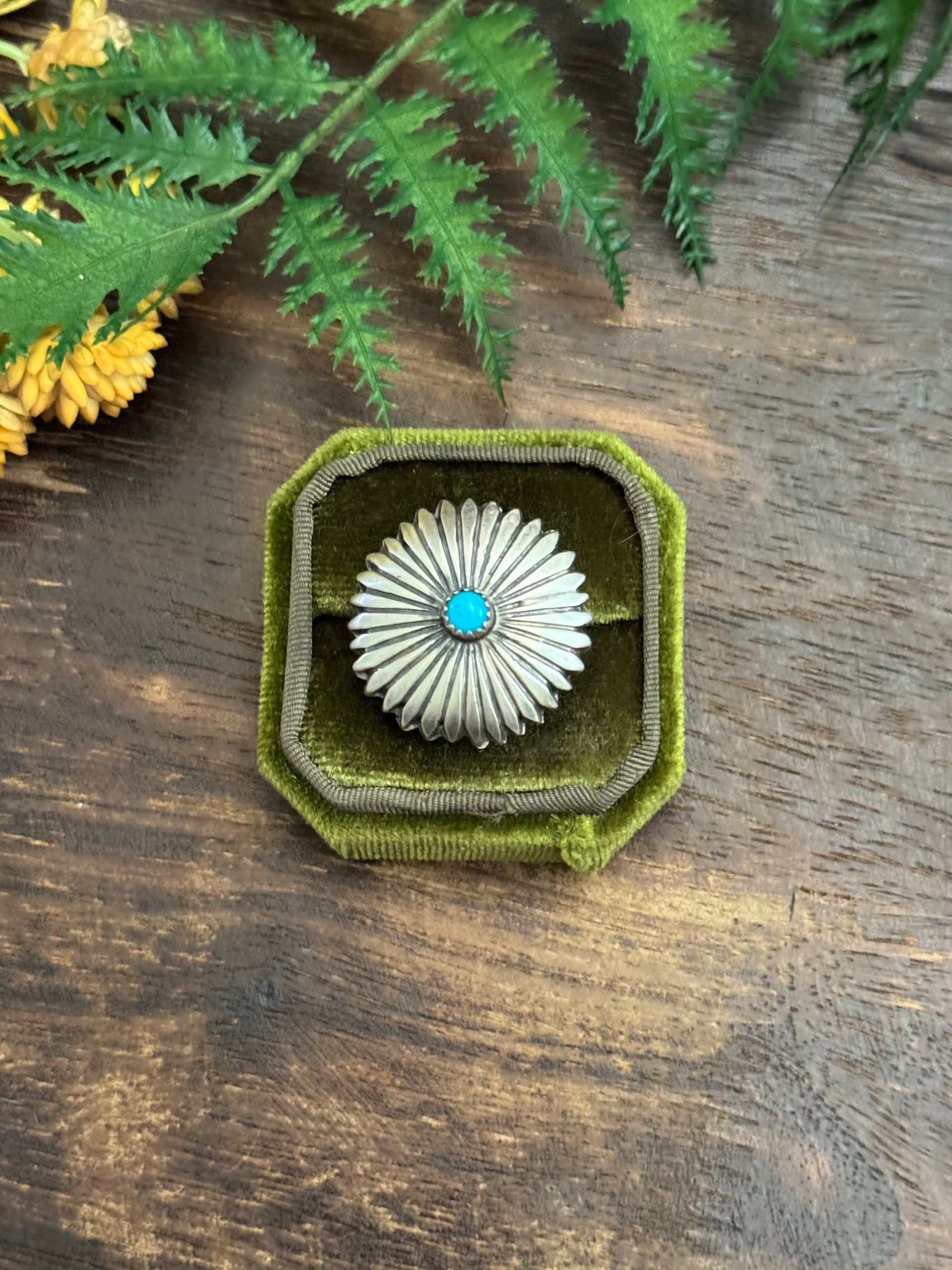 Navajo Made Kingman Turquoise & Sterling Sliver Concho Ring