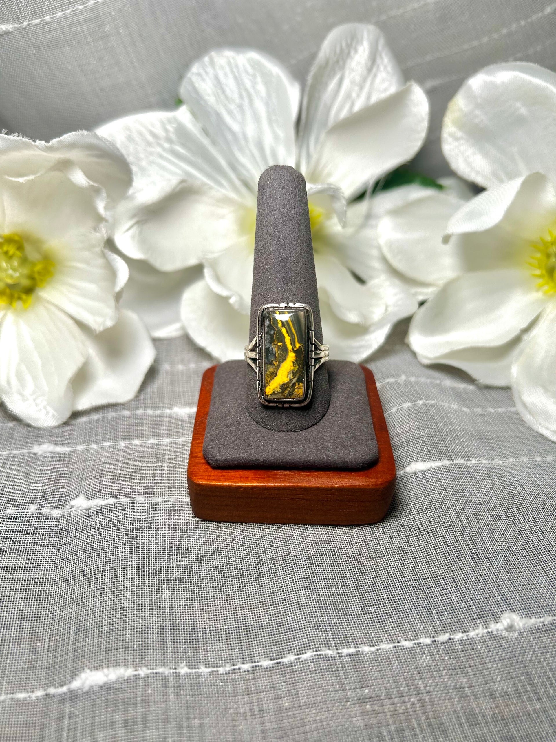 Navajo Made BB Agate & Sterling Silver Ring Size 10.75
