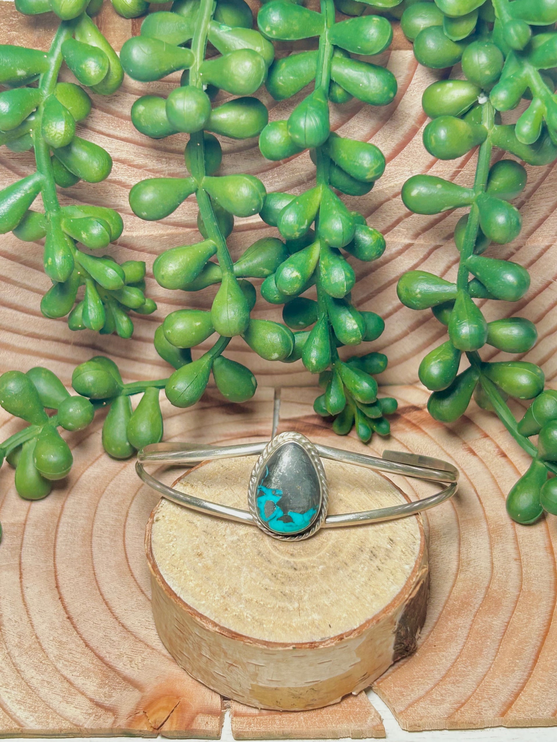 Navajo Made Kingman Turquoise & Sterling Silver Cuff Bracelet