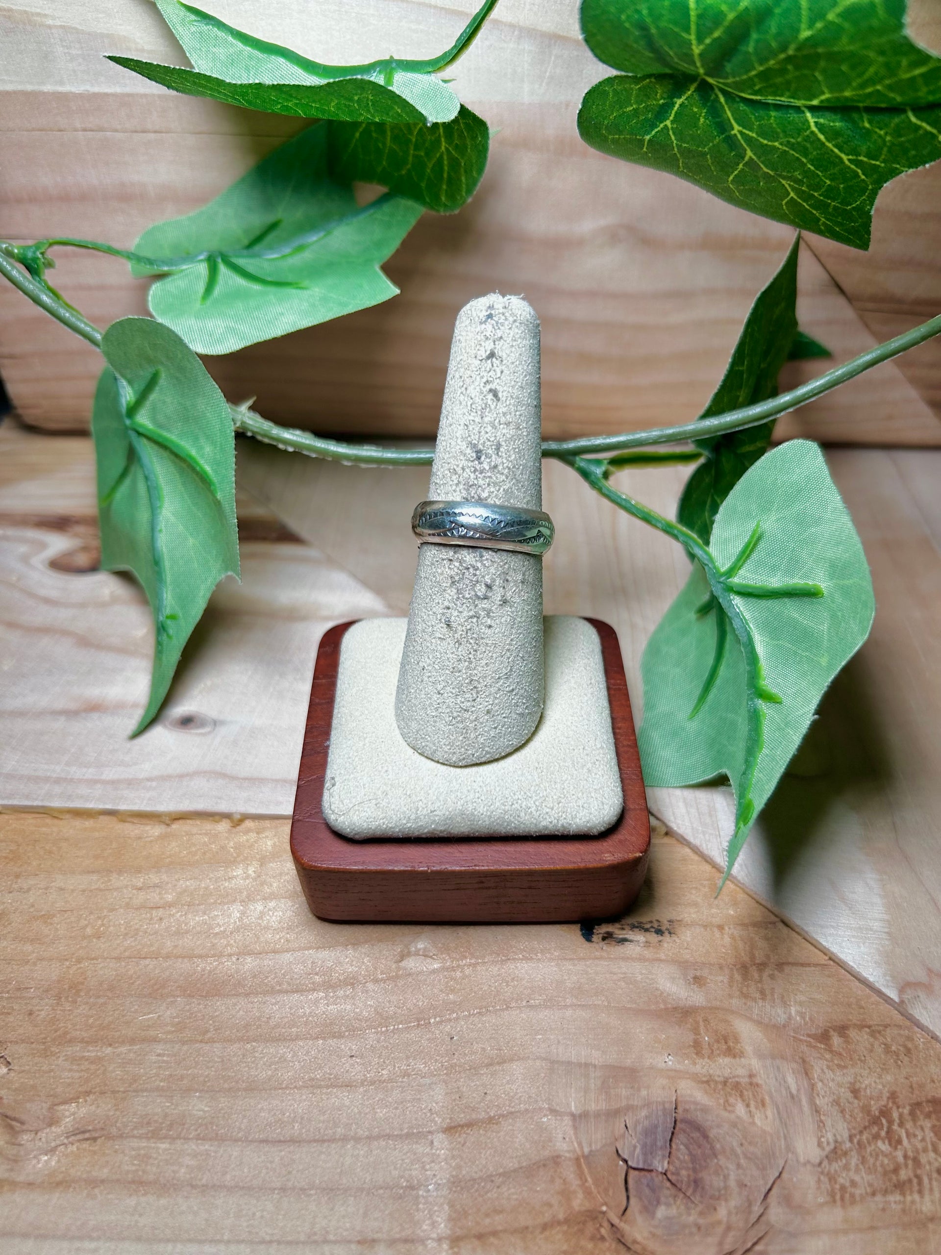 Navajo Made Sterling Sliver Cluster Ring Size 7.5