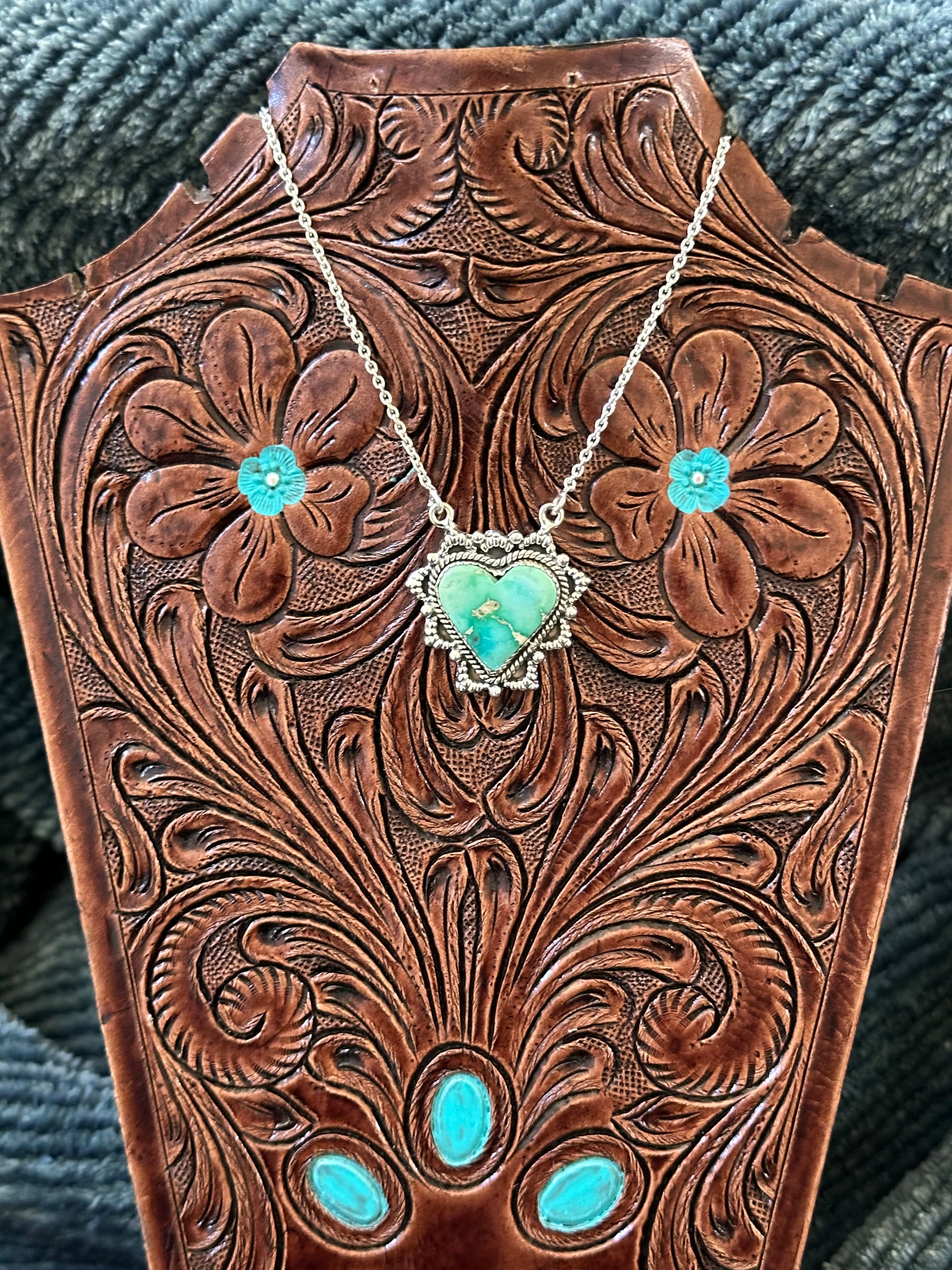 Southwest Handmade Emerald Valley Turquoise & Sterling Silver Necklace