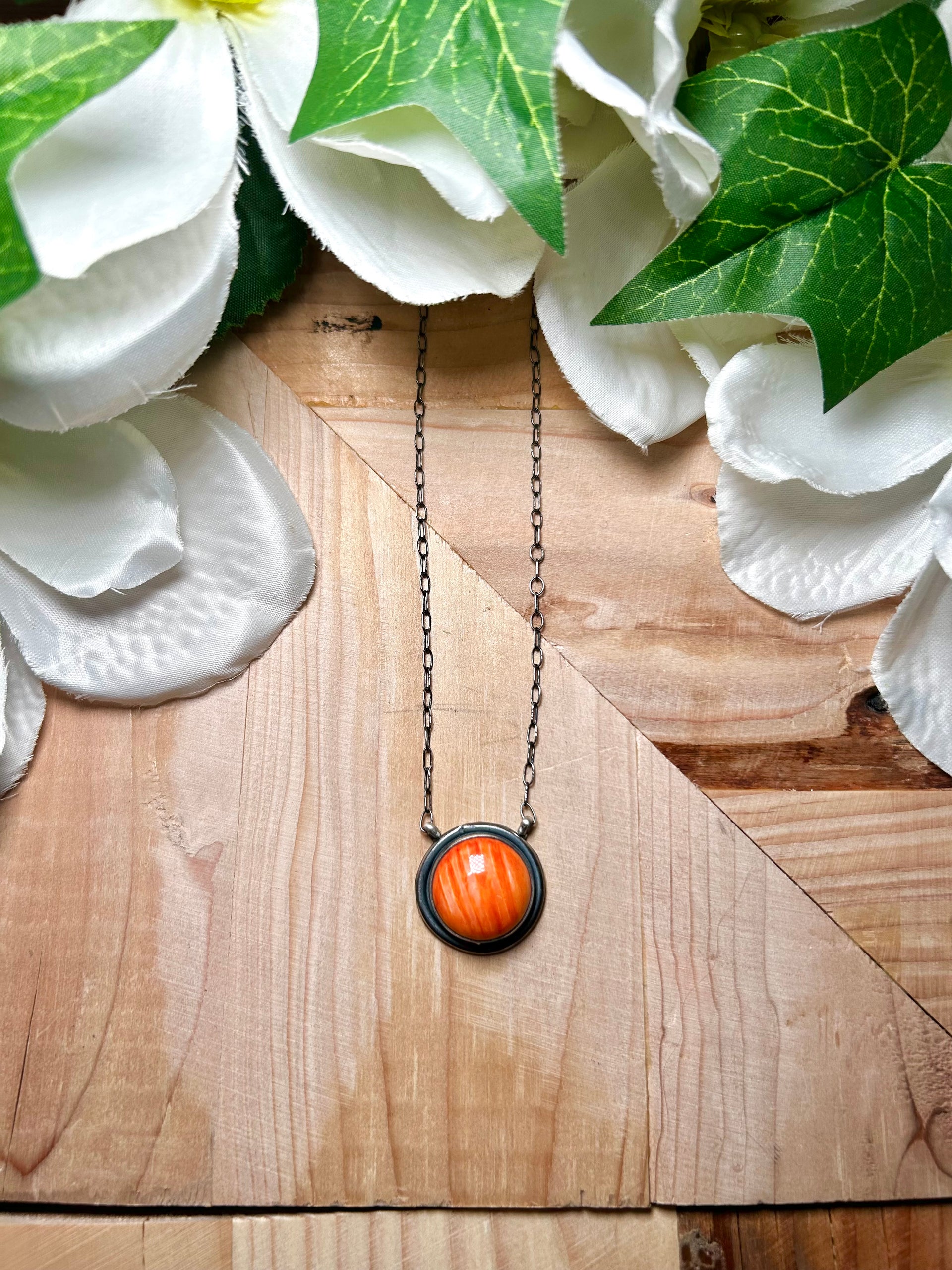 Scott Skeets Spiny Oyster & Sterling Silver Necklace