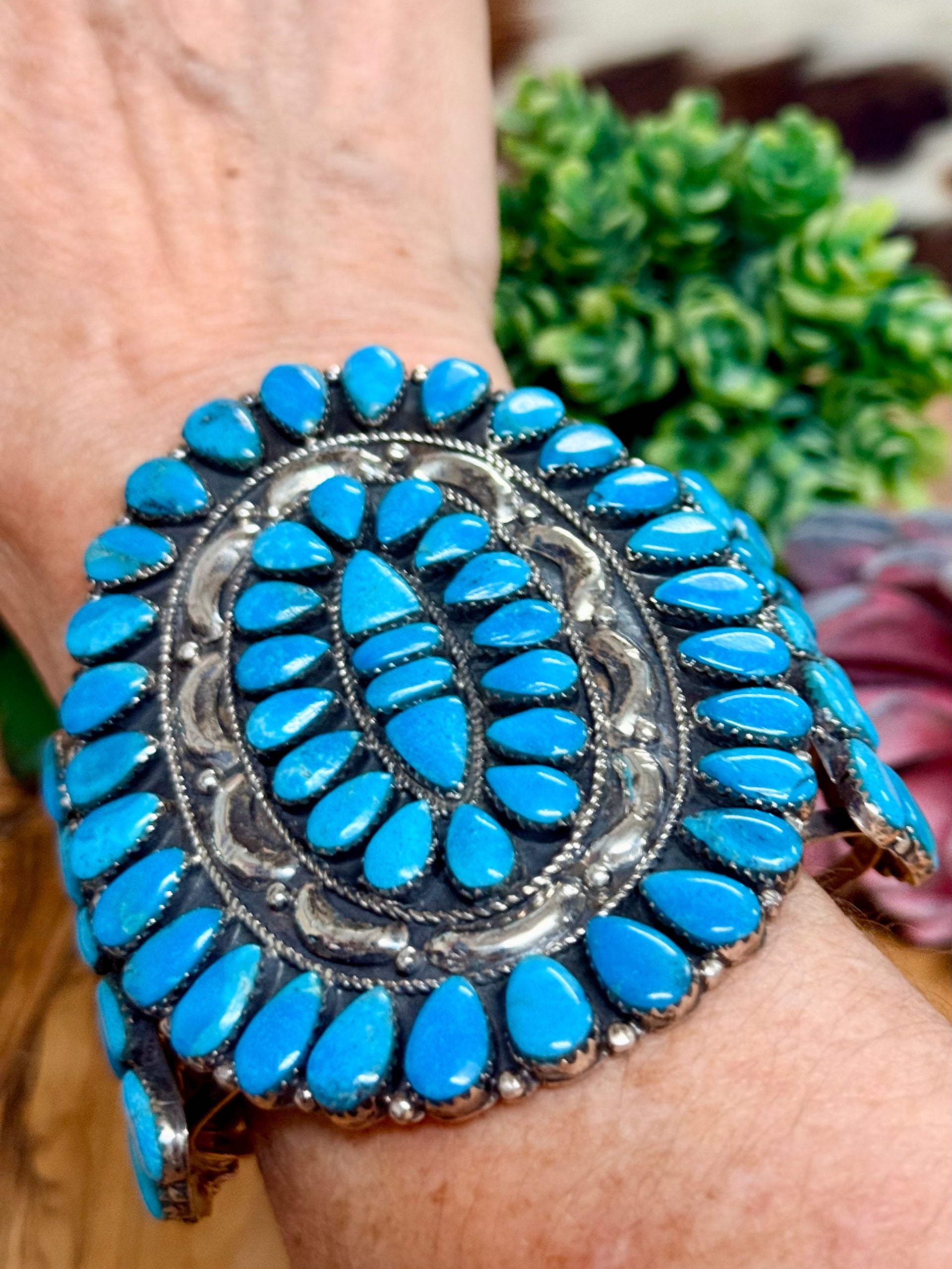 Southwest Handmade Kingman Turquoise & Sterling Silver Cuff Bracelet