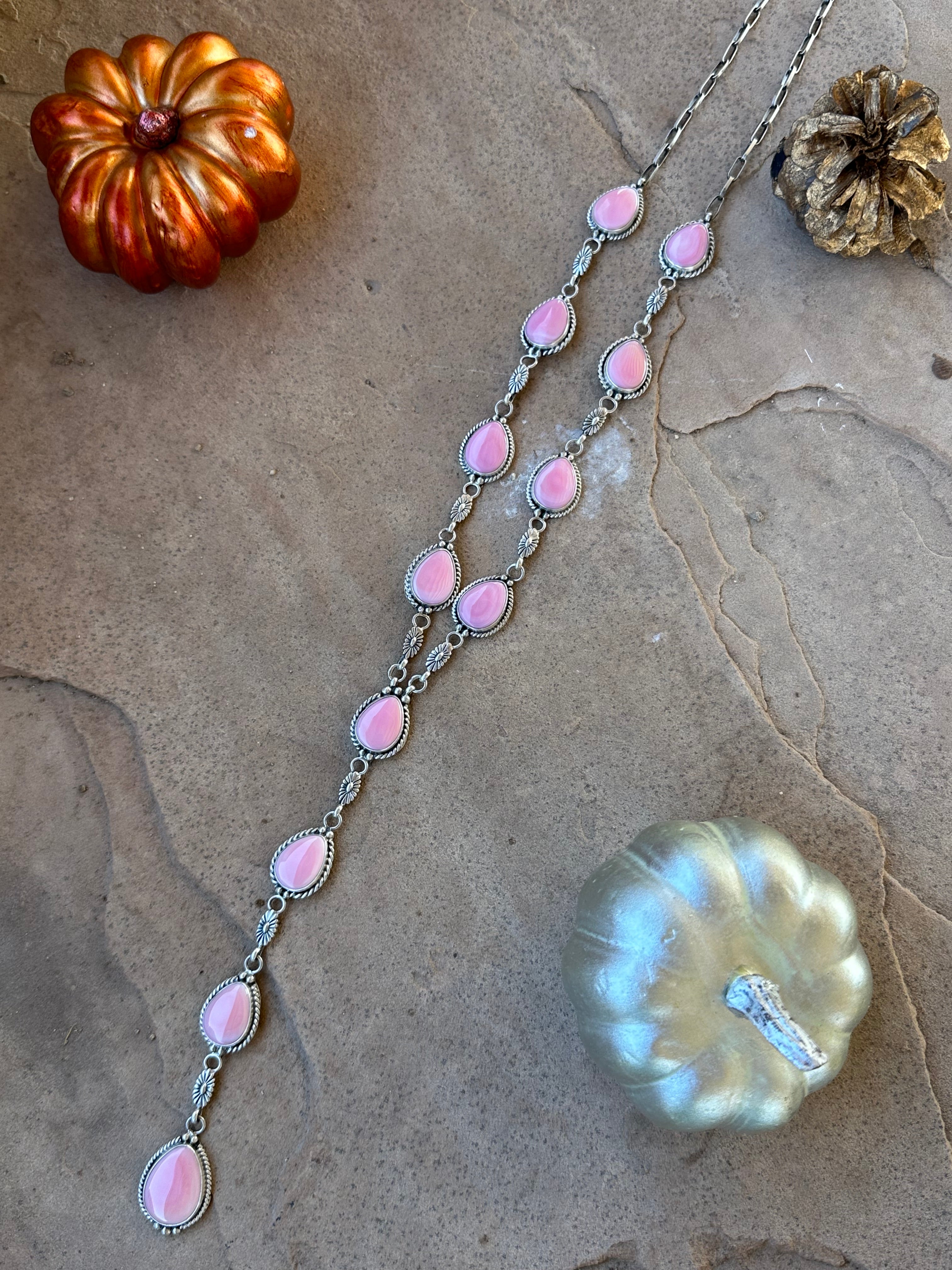 Fred Francis Pink Conch and Sterling Silver Lariat Necklace Set