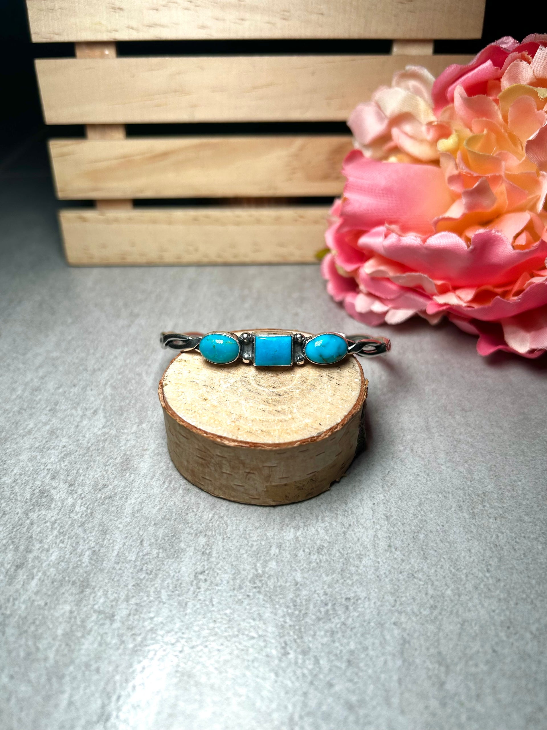 Navajo Made Kingman Turquoise & Sterling Silver Cuff Bracelet