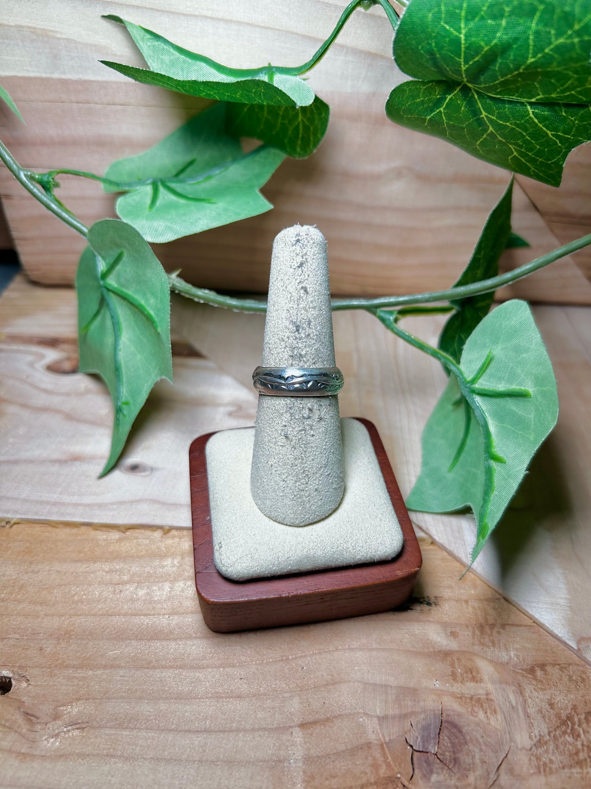 Navajo Made Sterling Sliver Cluster Ring Size 7.5