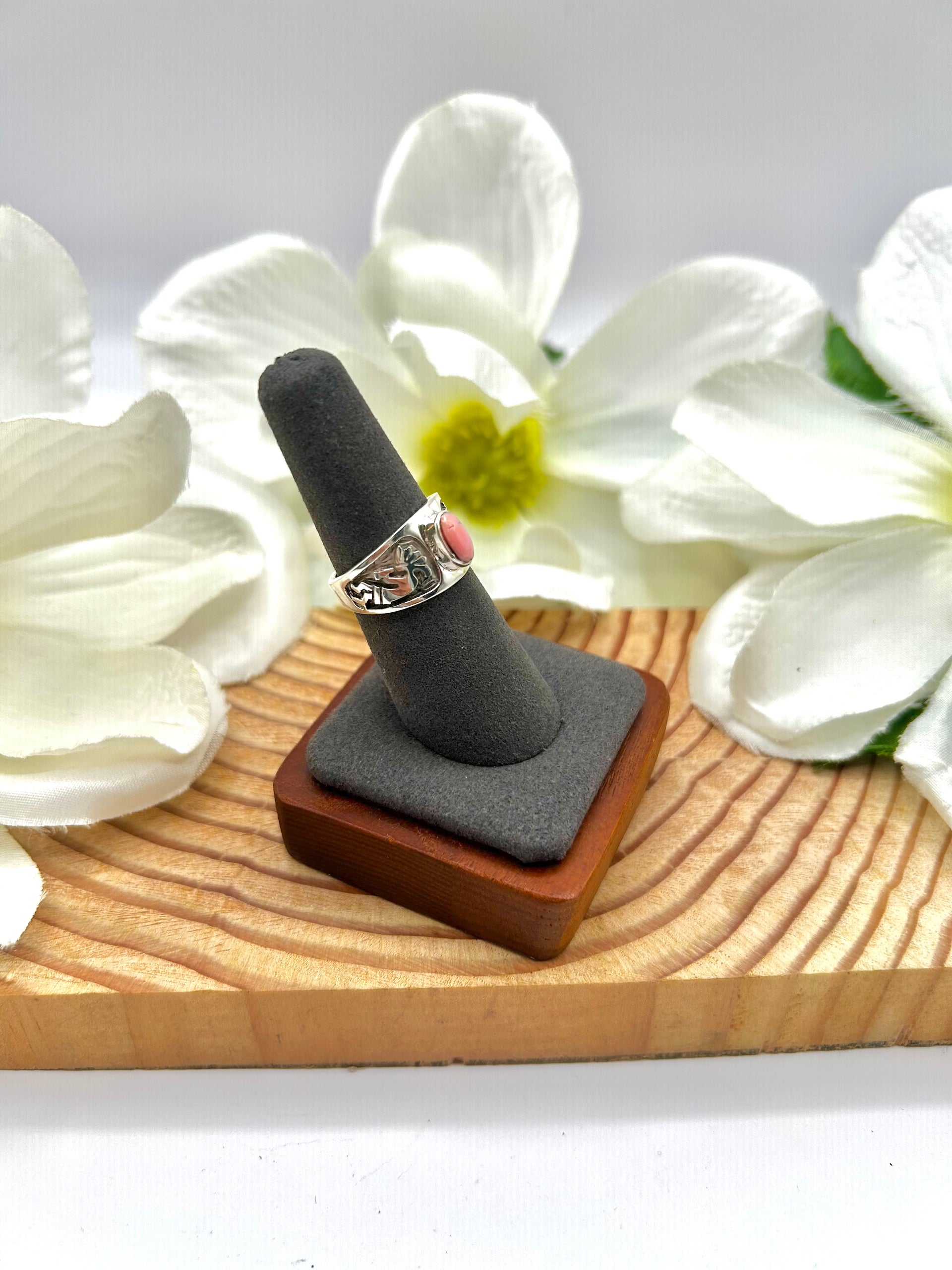 Julius Burbank Pink Conch & Sterling Silver Ring