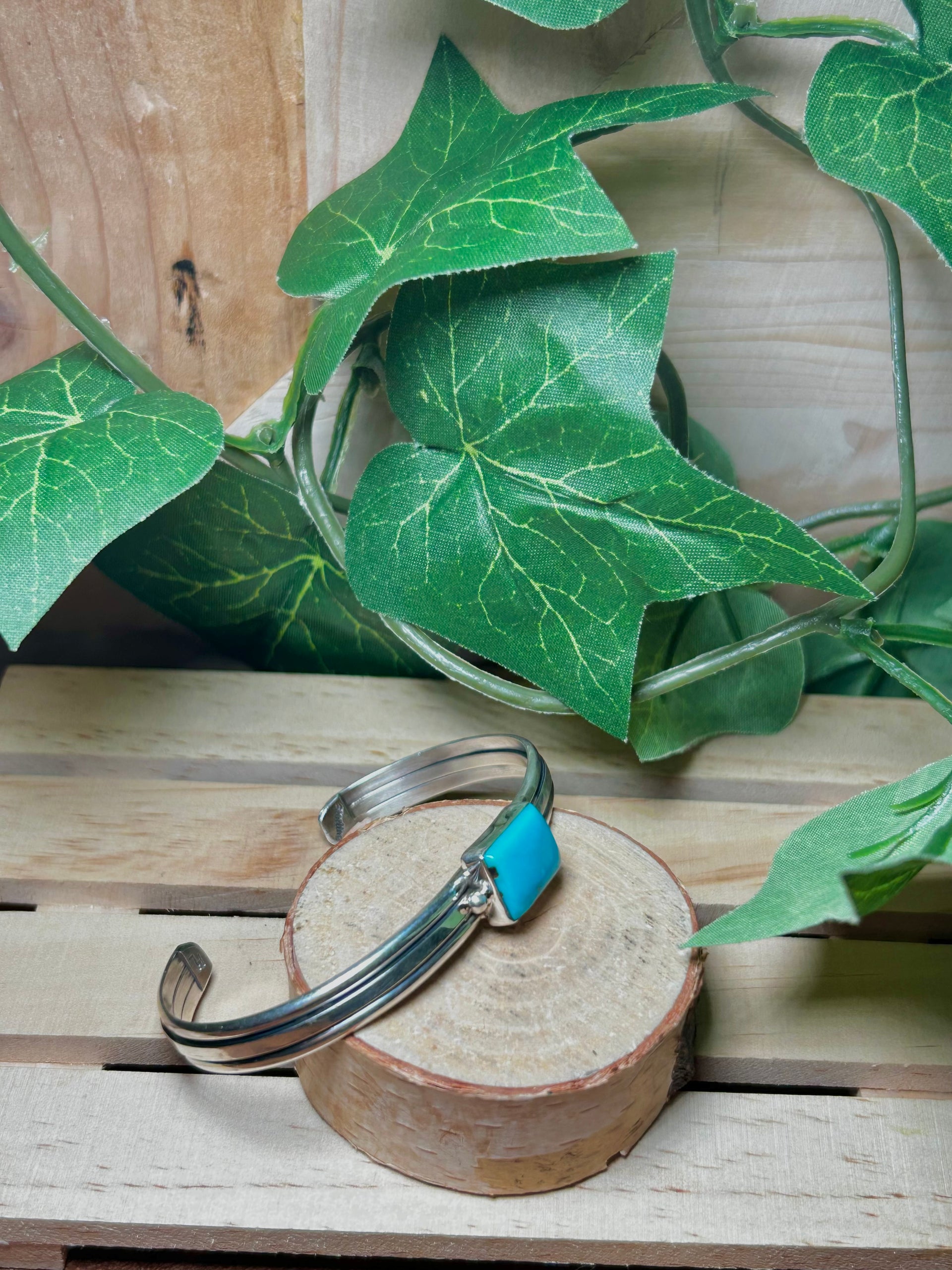 Navajo Made Kingman Turquoise & Sterling Silver Cuff Bracelet
