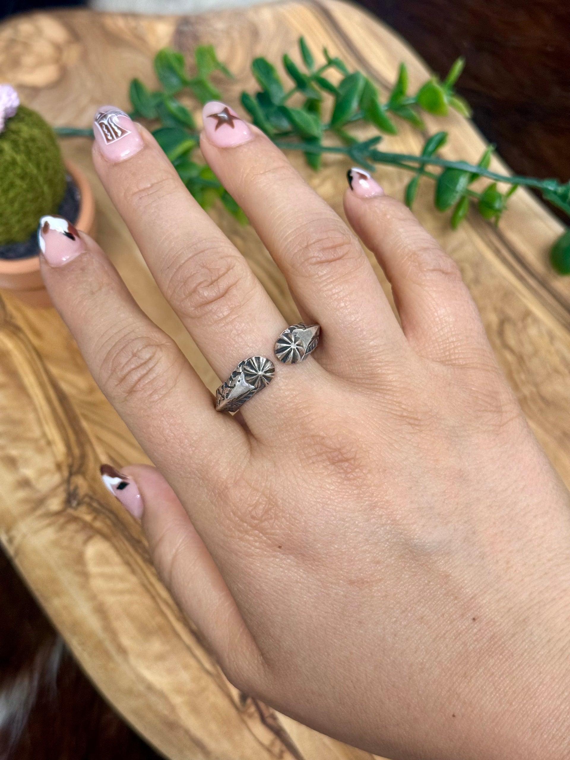 Sunshine Reeves Sterling Silver Stamped Ring Size 13.5