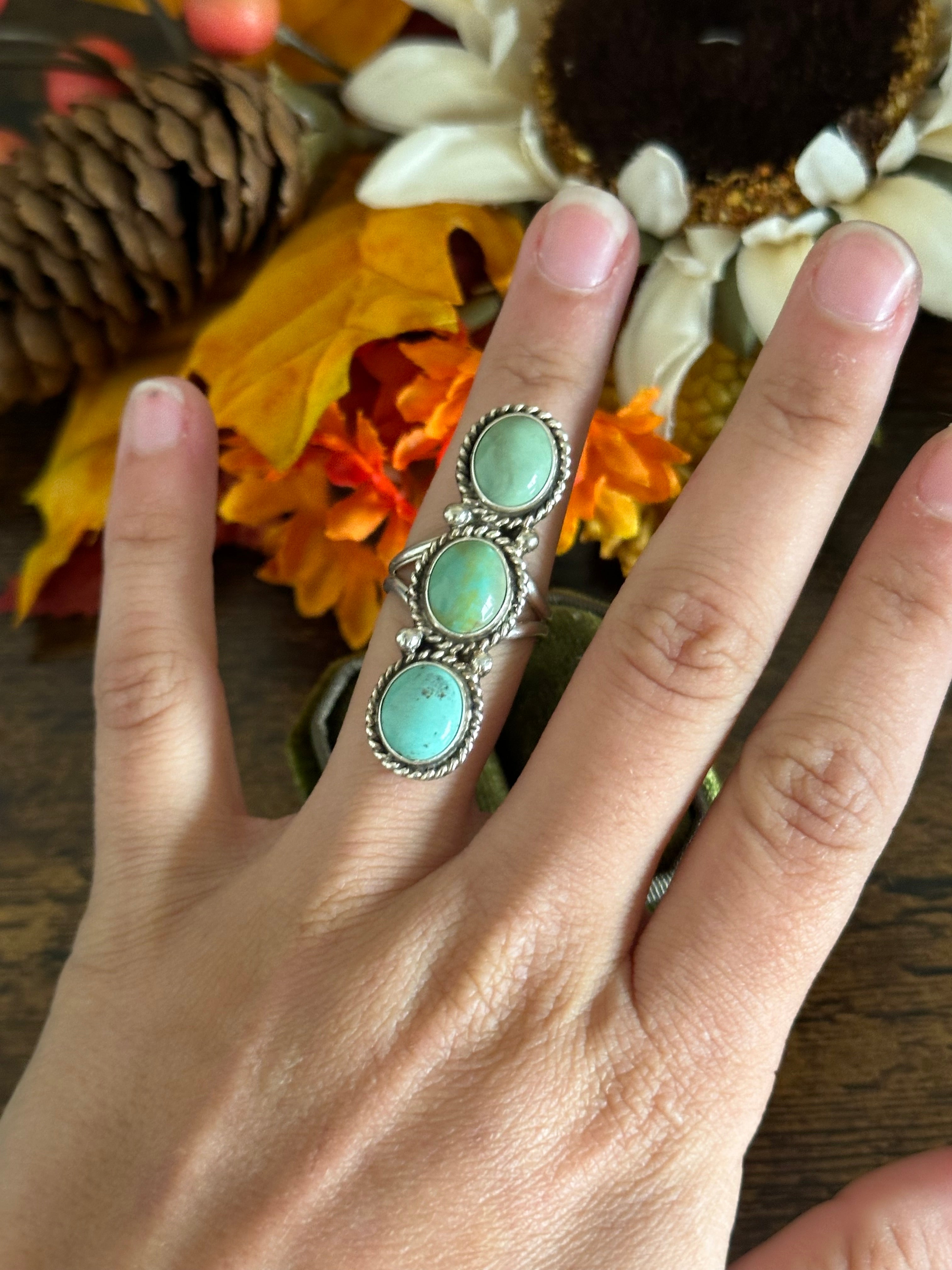 Navajo Made Kingman Turquoise & Sterling Silver Ring Size 6.25