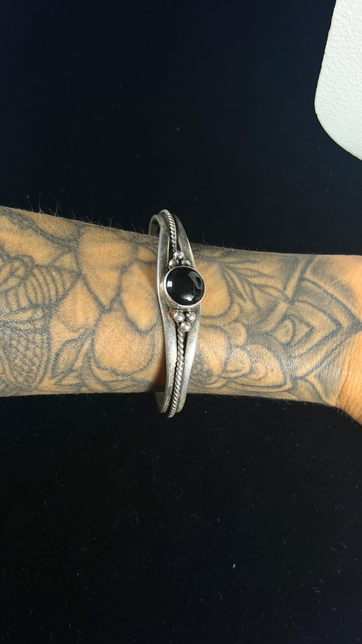Old Pawn Navajo Made Onyx & Sterling Silver Cuff Bracelet
