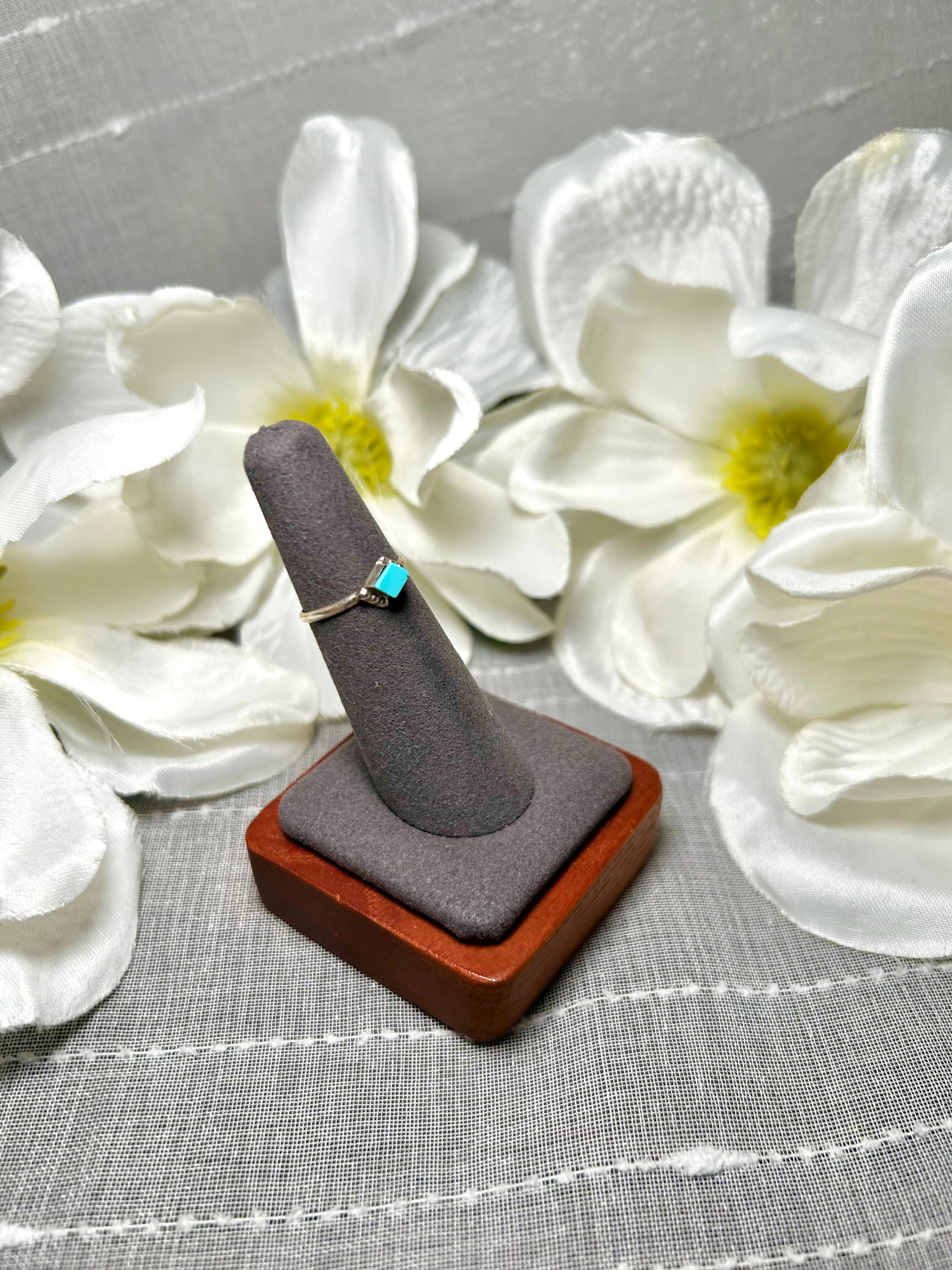 Navajo Made Kingman Turquoise & Sterling Silver Ring