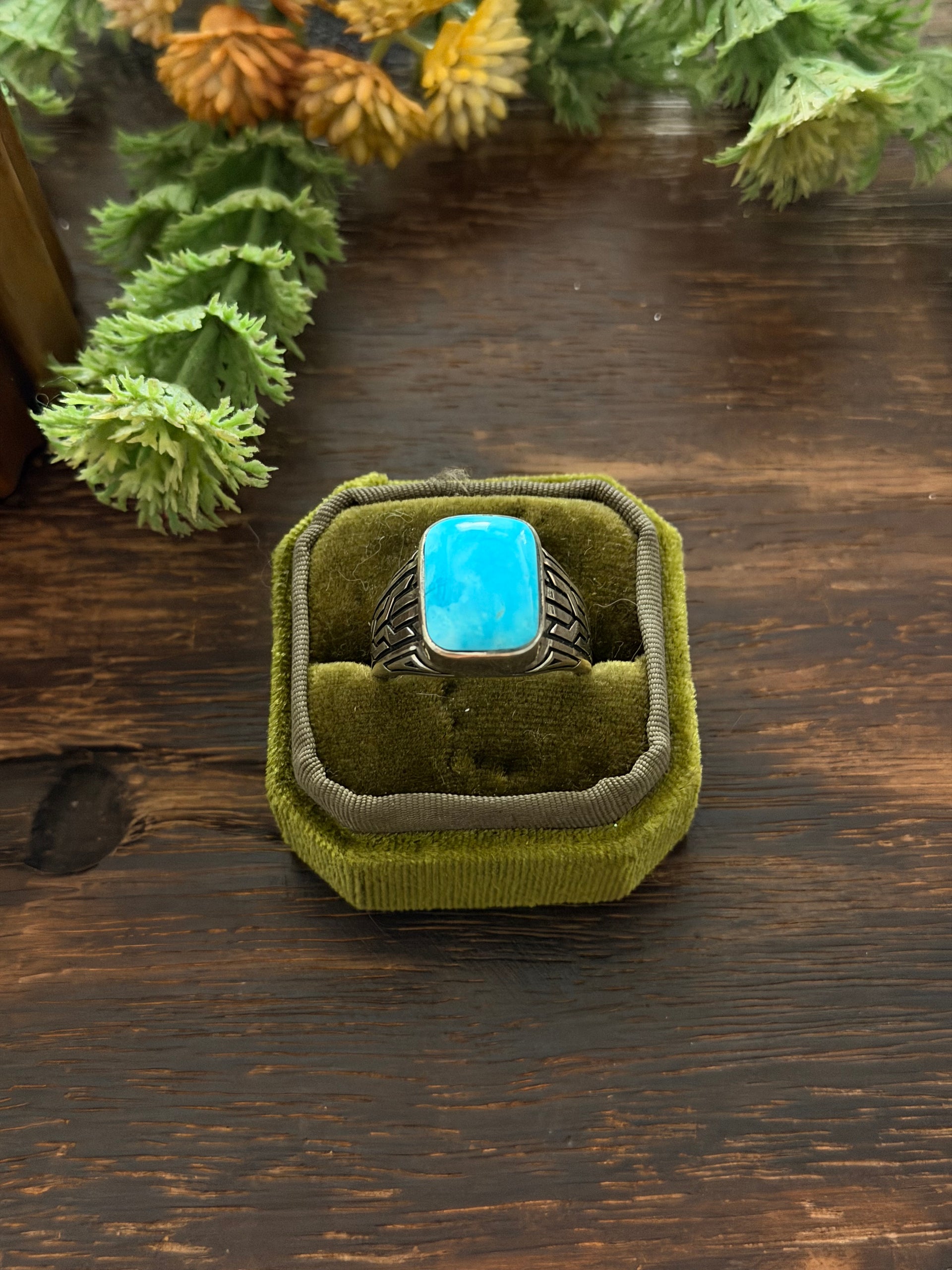 Navajo Made Kingman Turquoise & Sterling Silver Cast Ring Size 11.5