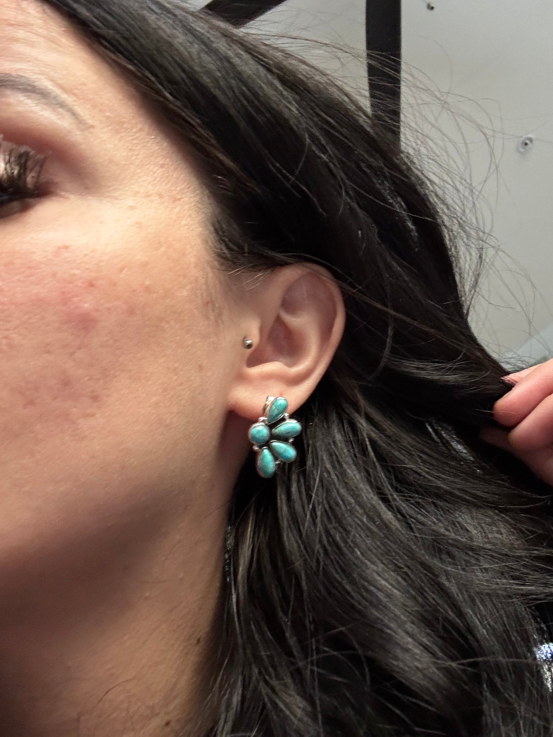 Southwest Handmade Kingman Turquoise & Sterling Silver Post Cluster Earrings