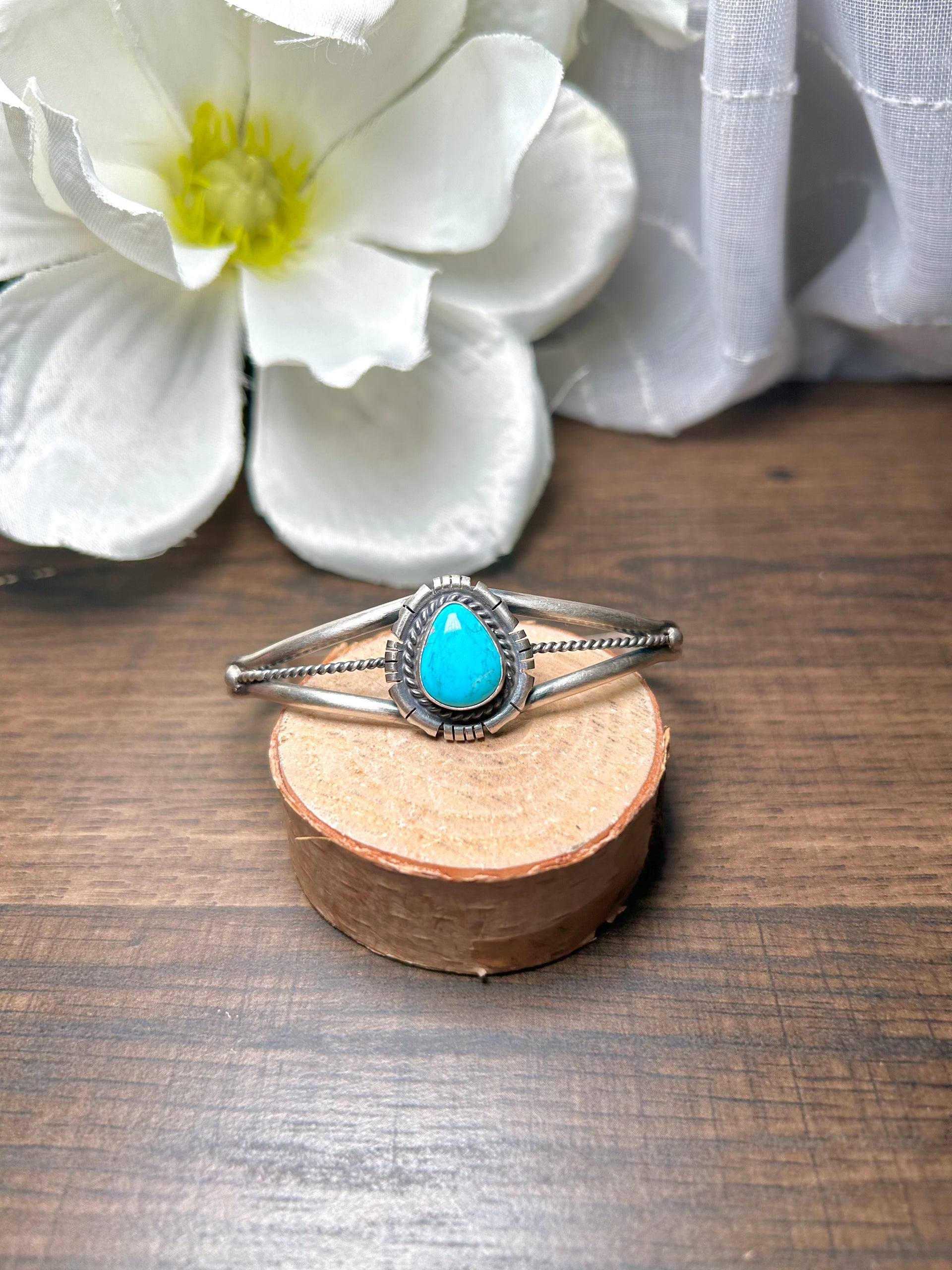 Navajo Made Kingman Turquoise & Sterling Silver Cuff Bracelet