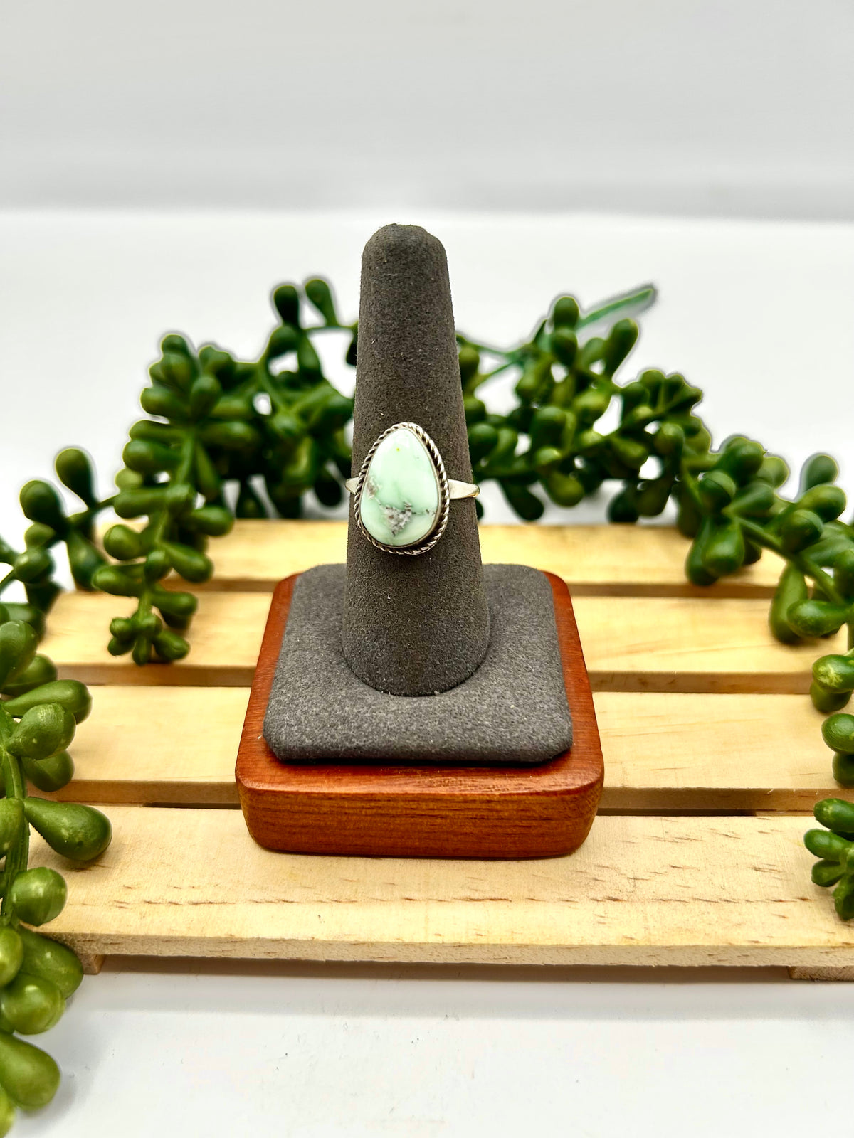 Navajo Made Palomino Variscite & Sterling Silver Ring Size 8.25