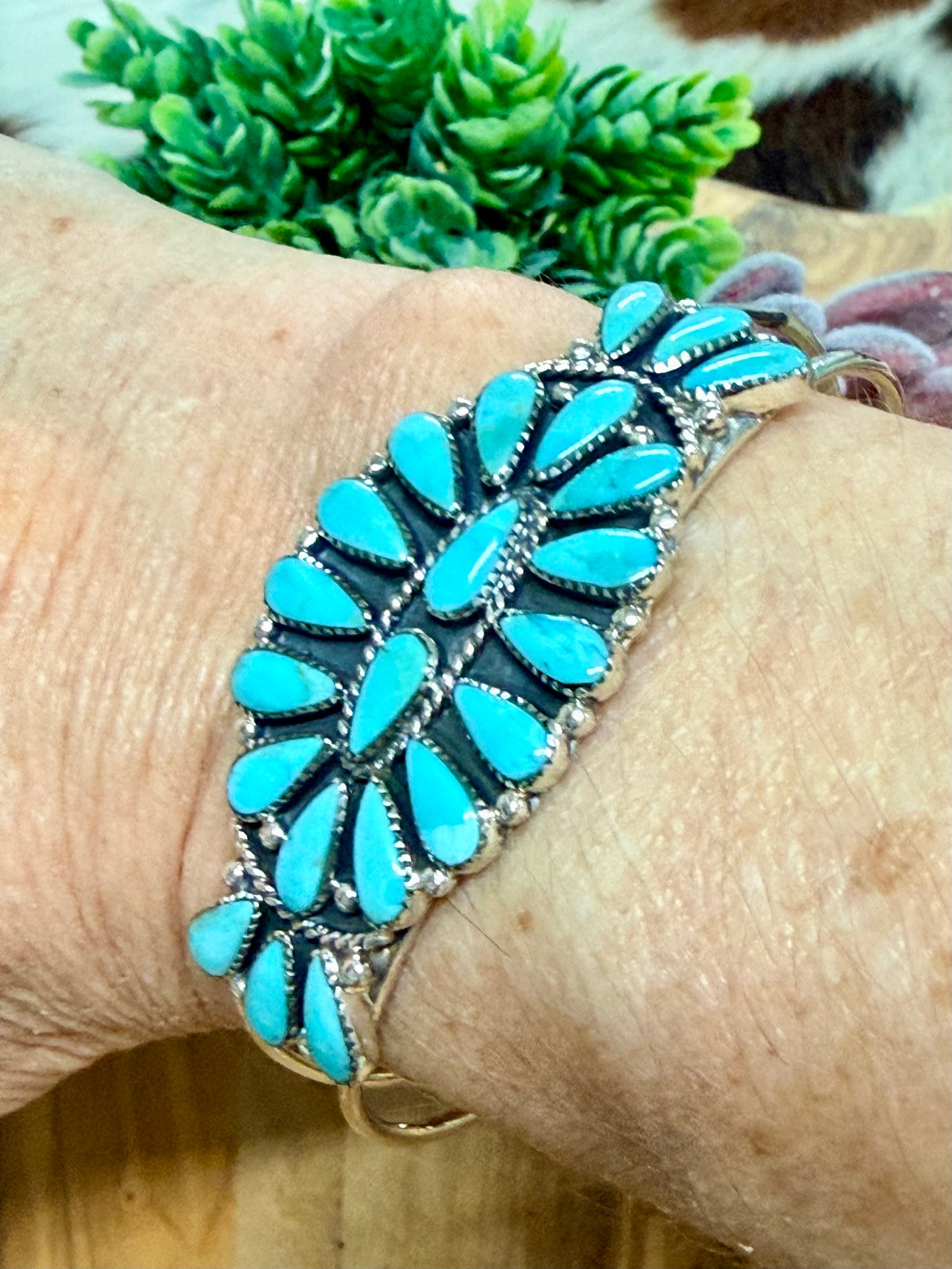 Southwest Handmade Kingman Turquoise & Sterling Silver Cuff Bracelet