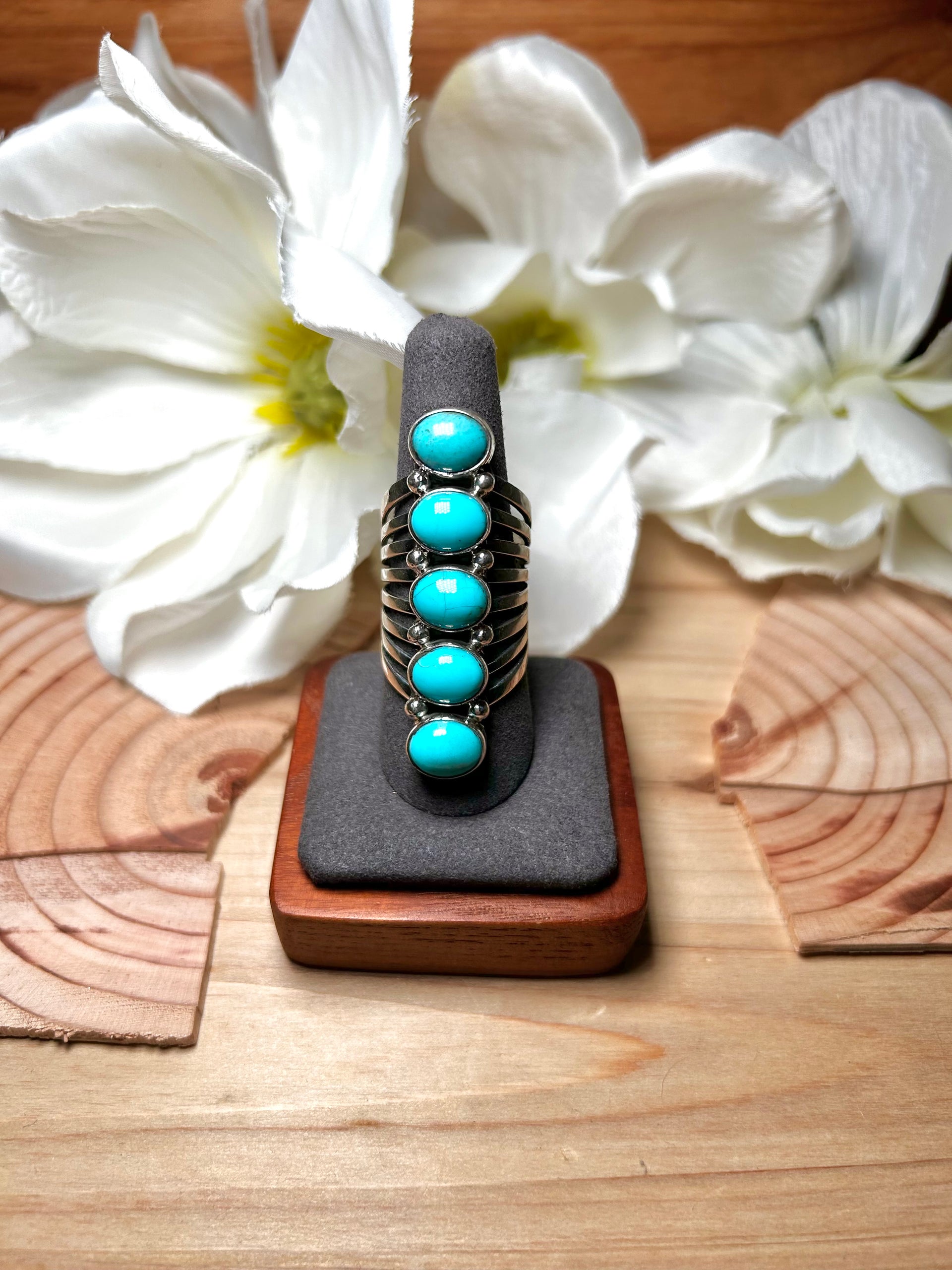 Navajo Made Kingman Turquoise & Sterling Silver Ring Size 8.75