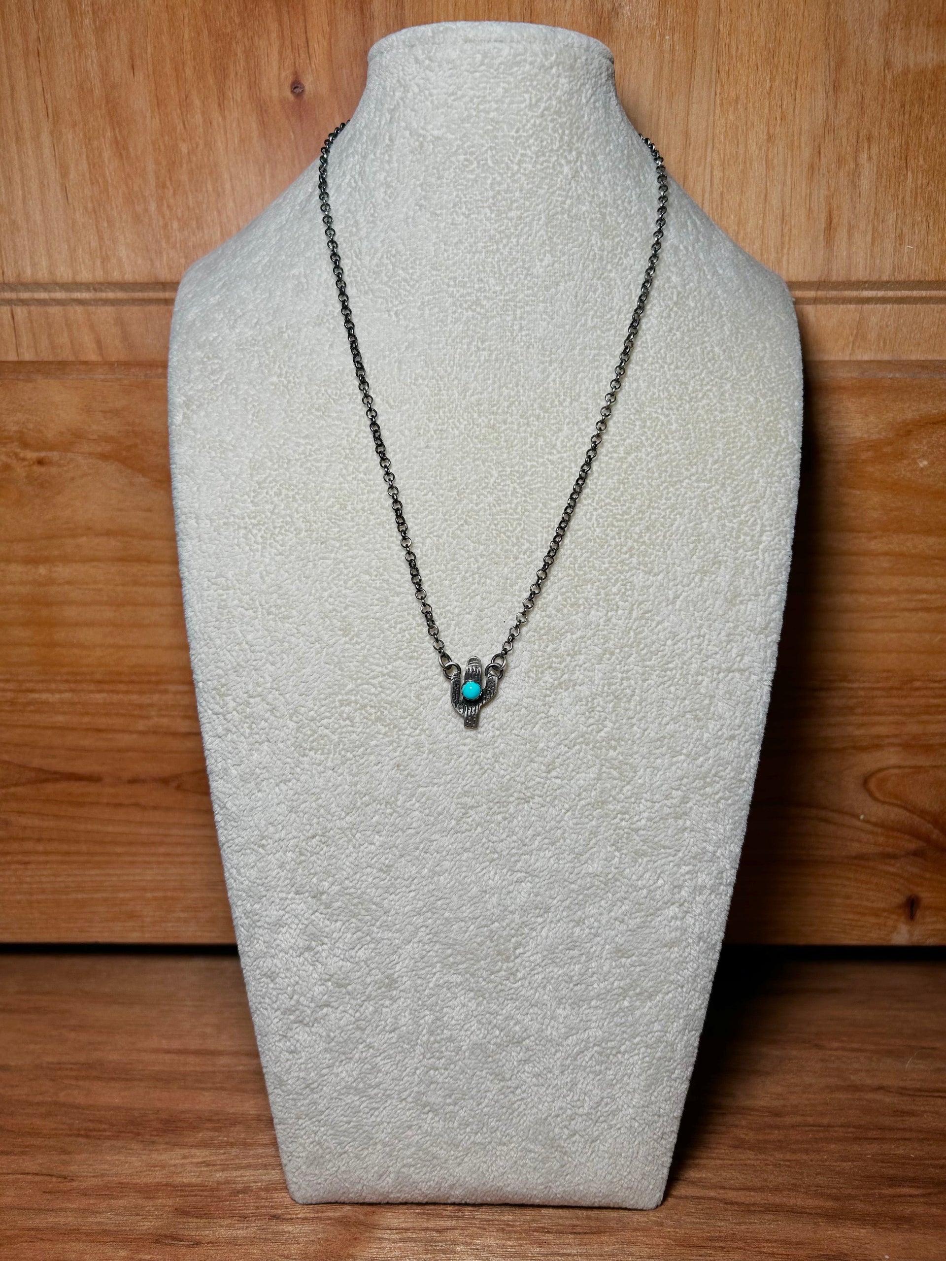 Navajo Made Kingman Turquoise & Sterling Silver Necklace