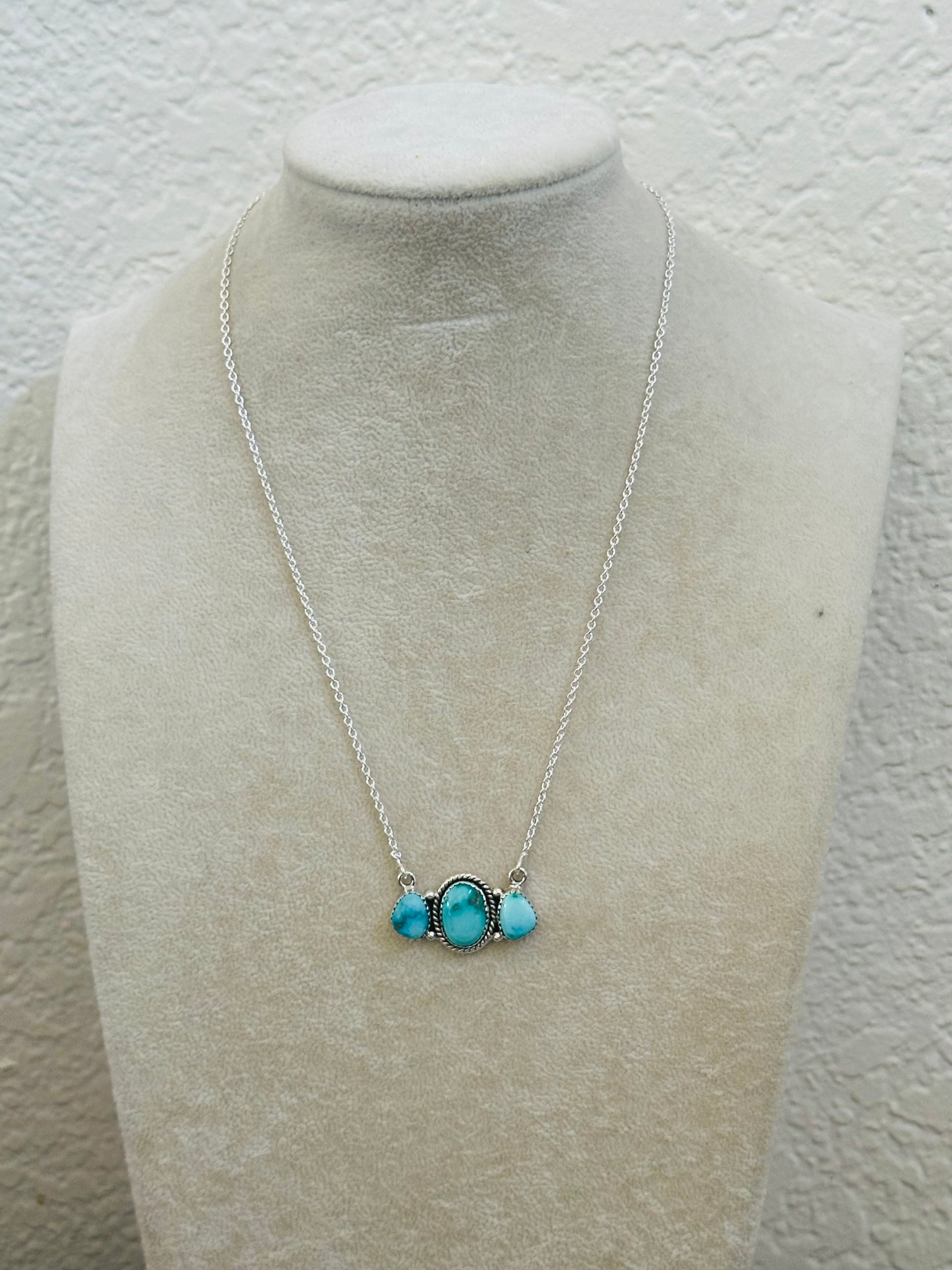 Southwest Handmade Emerald Valley Turquoise & Sterling Silver Necklace