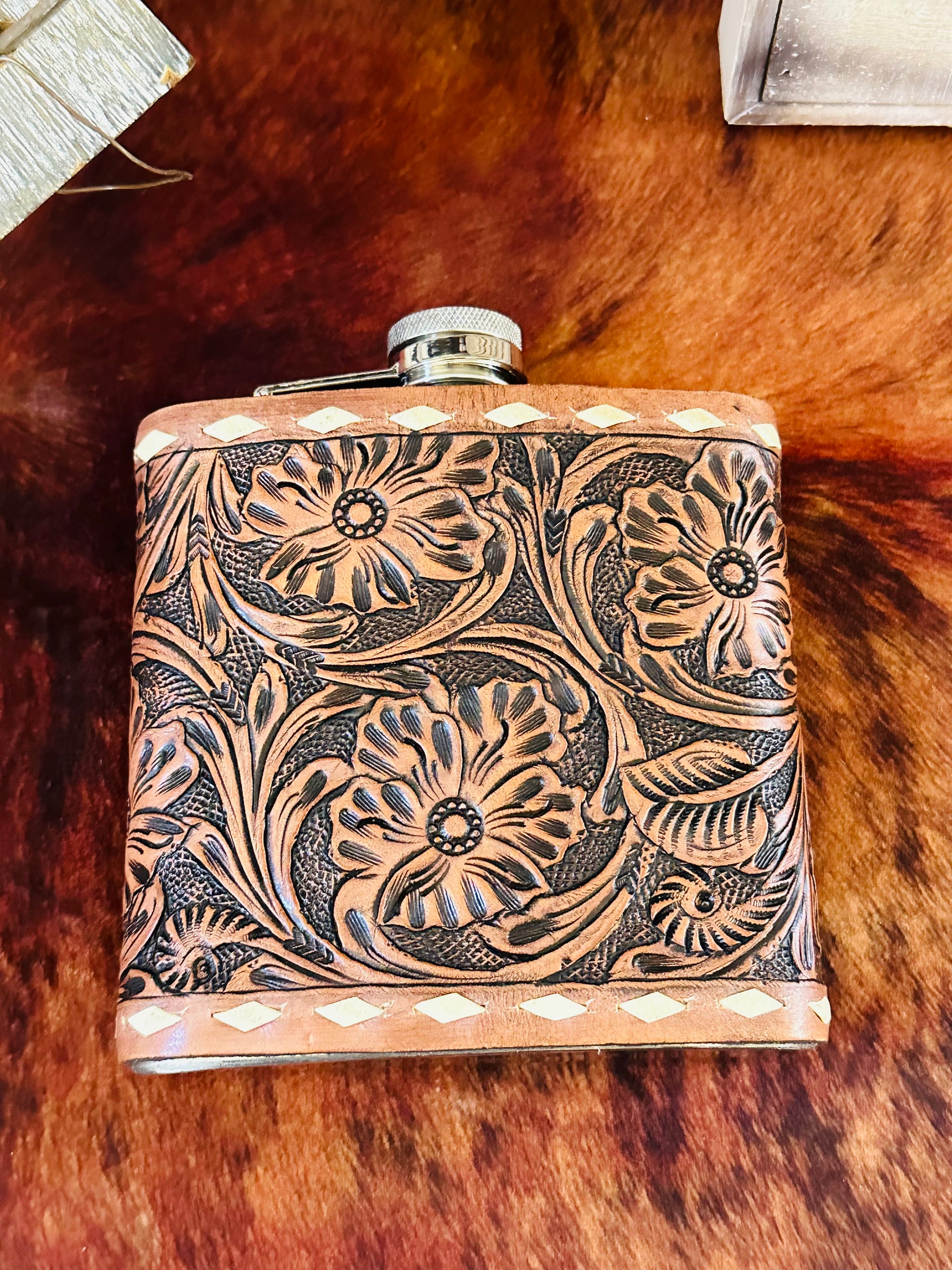 Genuine Tooled Leather 16 oz Flask