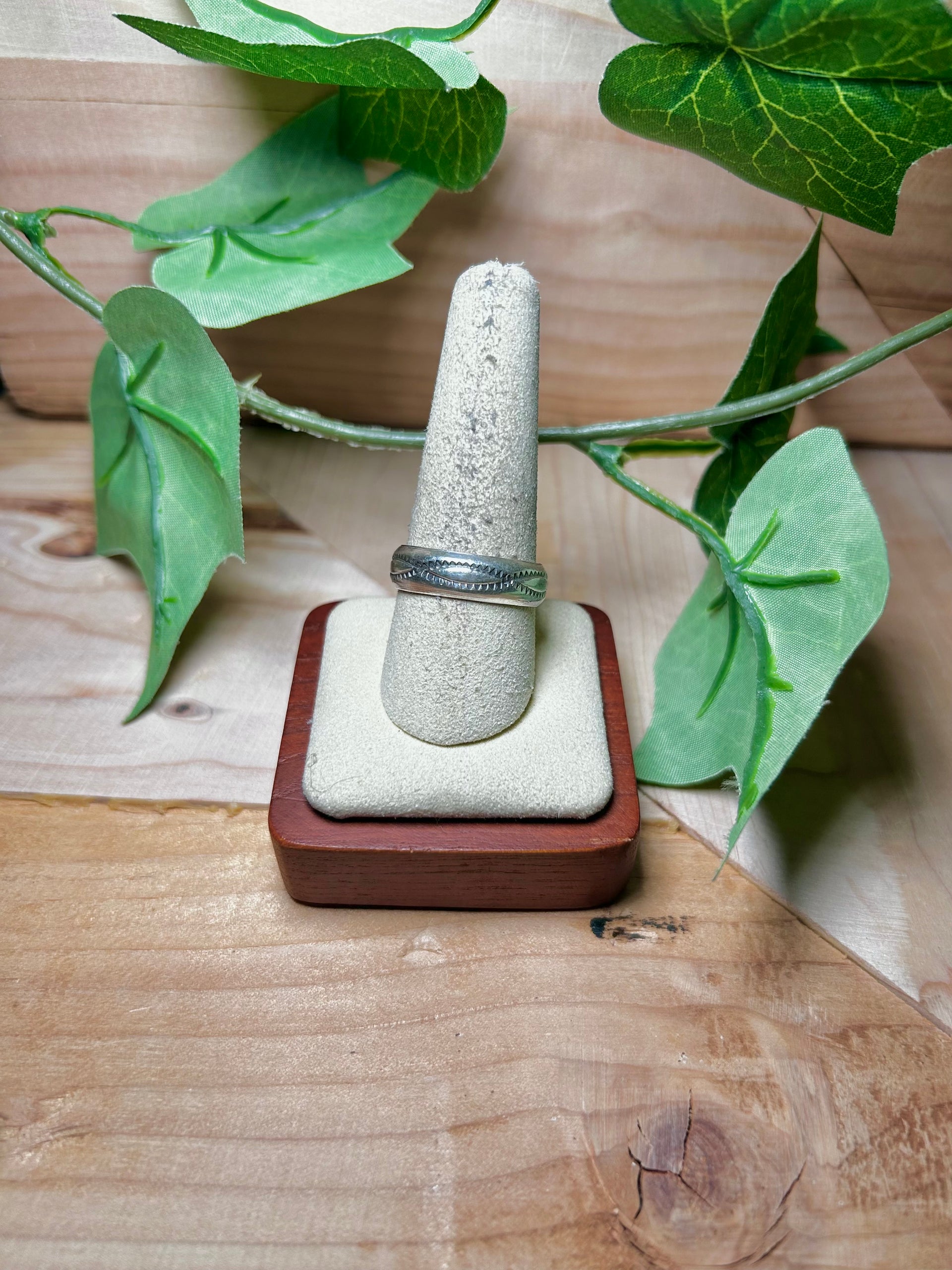 Navajo Made Sterling Sliver Cluster Ring Size 10