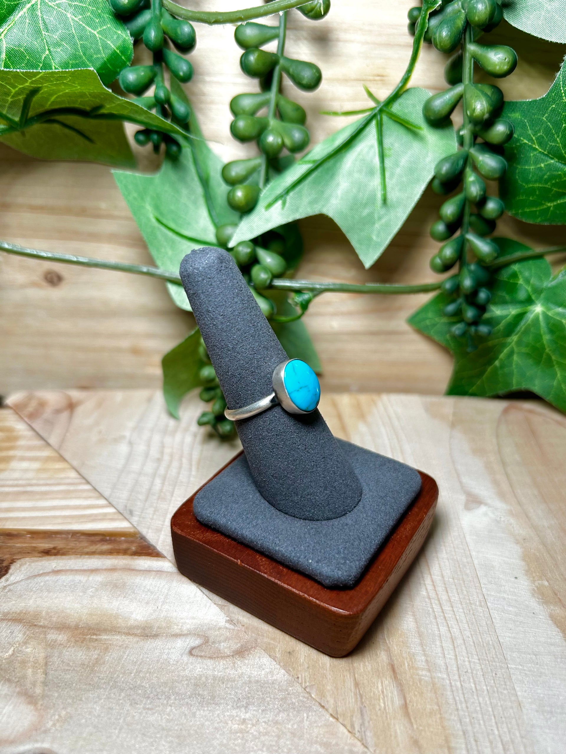 Navajo Made Kingman Turquoise & Sterling Silver Ring Size 7.5