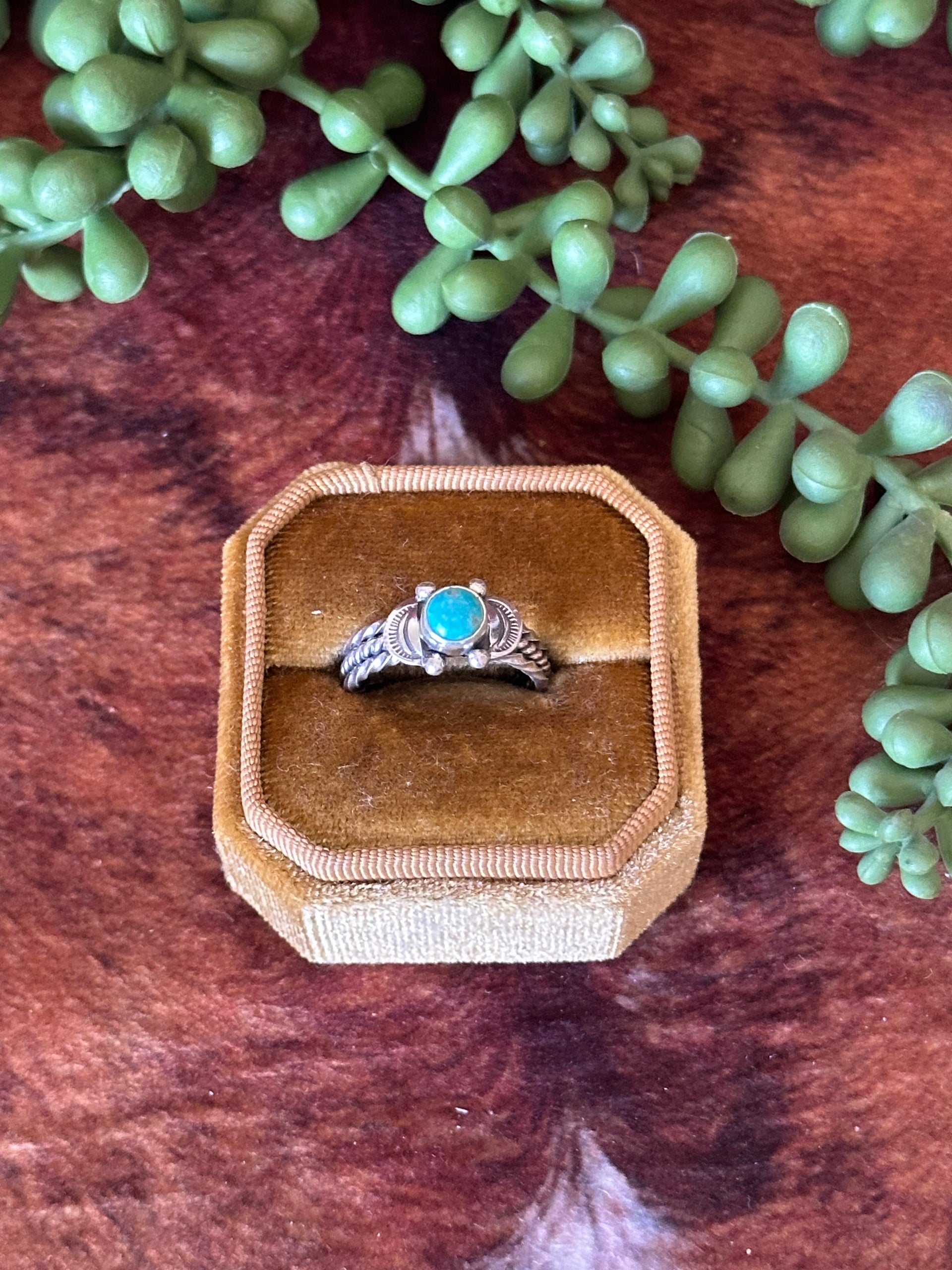 Navajo Made Kingman Turquoise & Sterling Silver Ring
