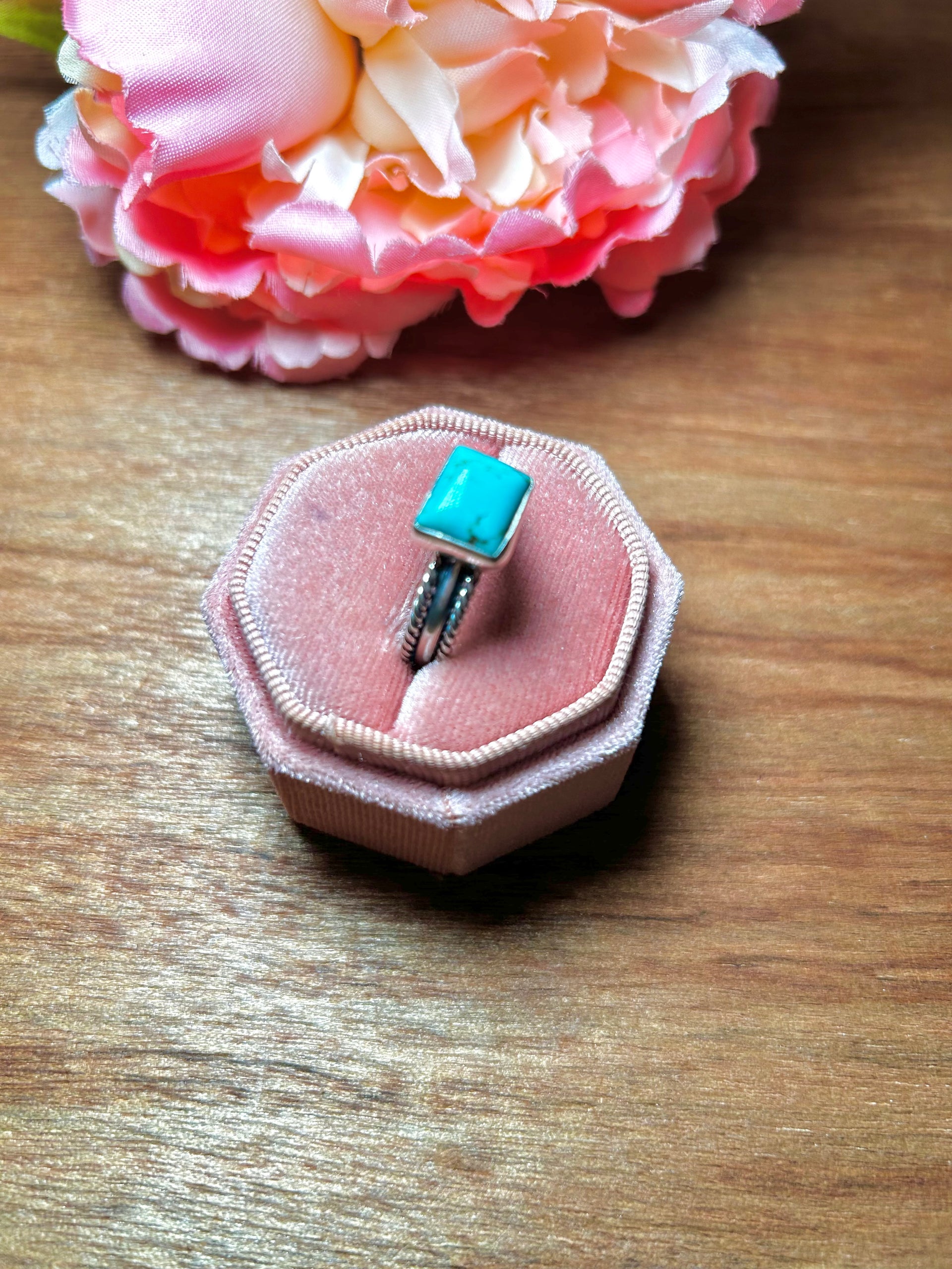 Navajo Made Kingman Turquoise & Sterling Silver Ring Size 9.5