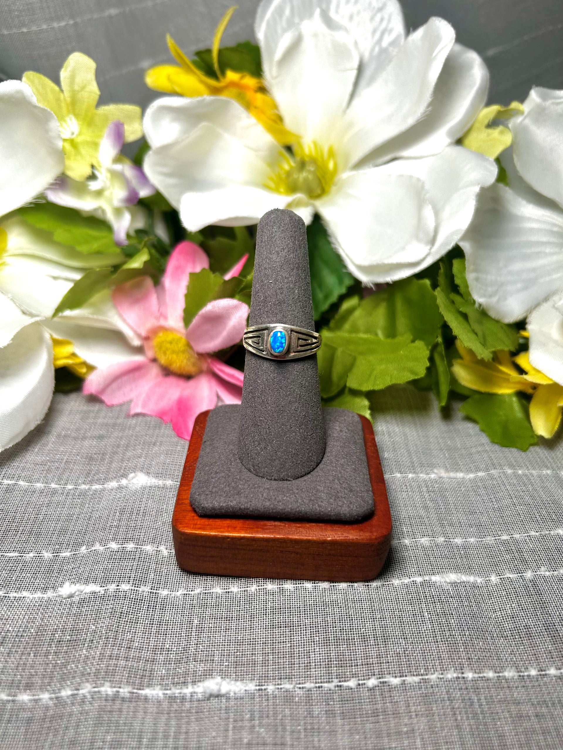 Navajo Made Opal & Sterling Silver Ring Size 7.25