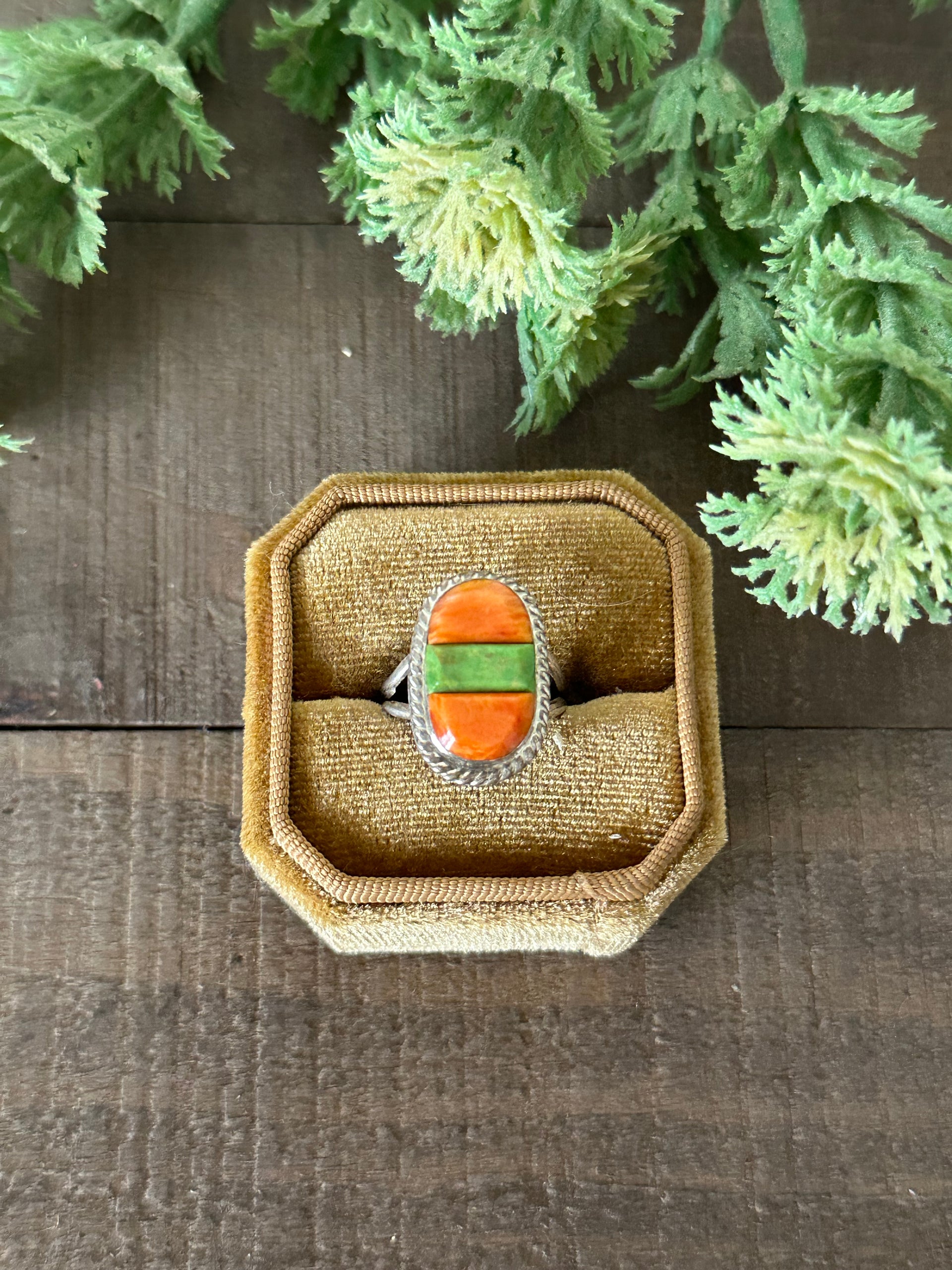 Victor Thompson & Sterling Silver Inlay Ring