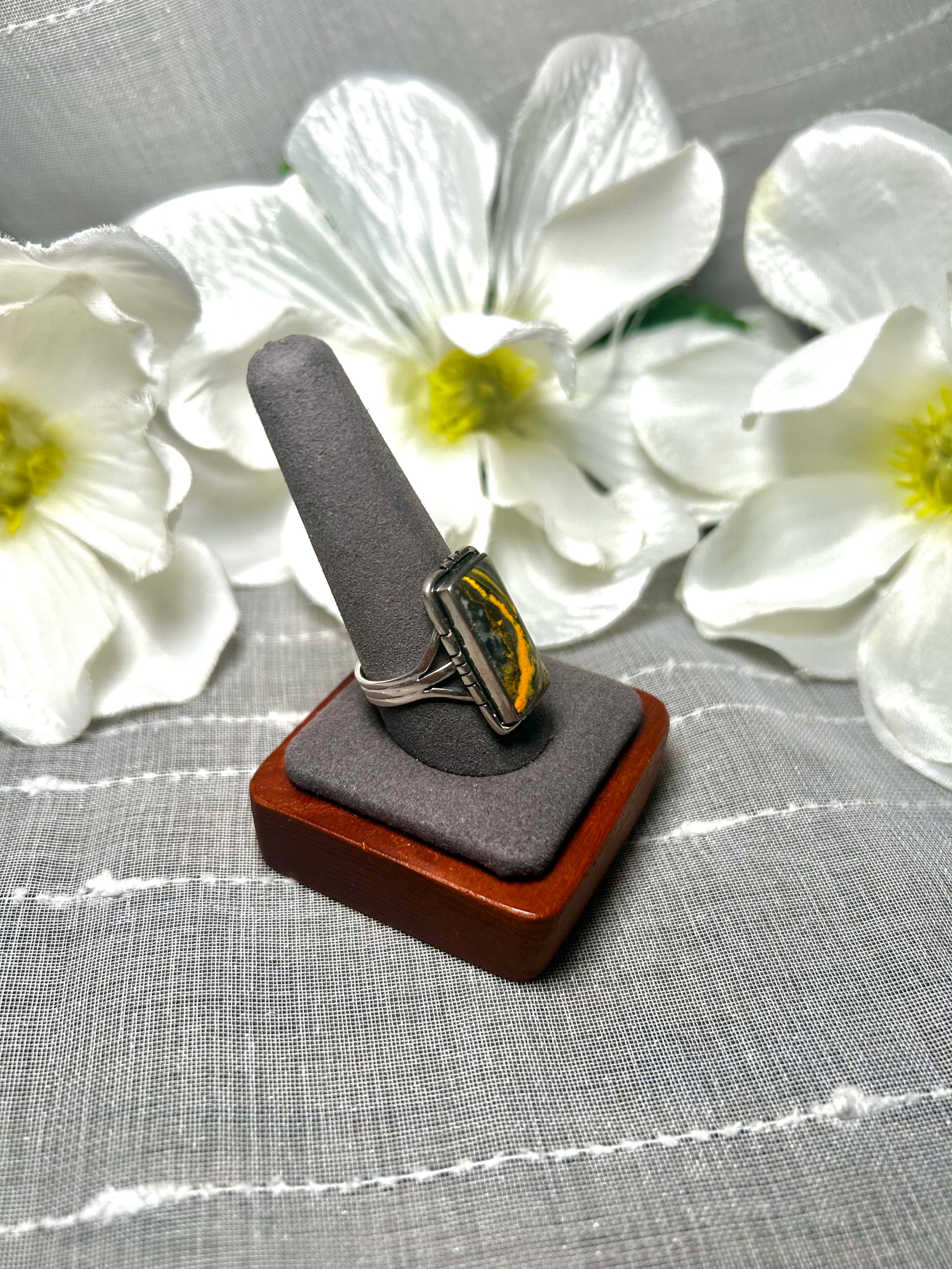 Navajo Made BB Agate & Sterling Silver Ring Size 10.75