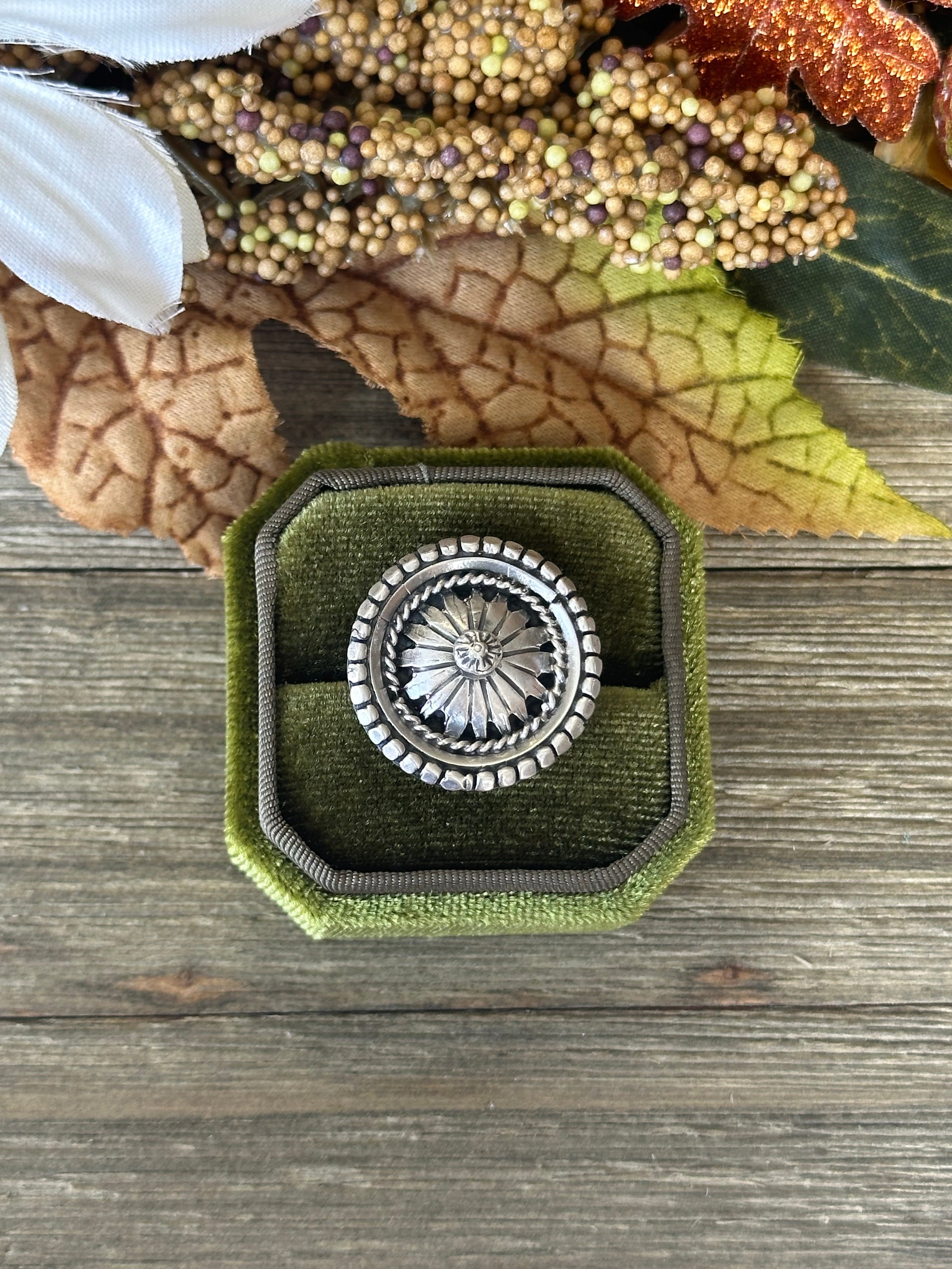 Paige Gordon Sterling Silver Ring Size 6.75