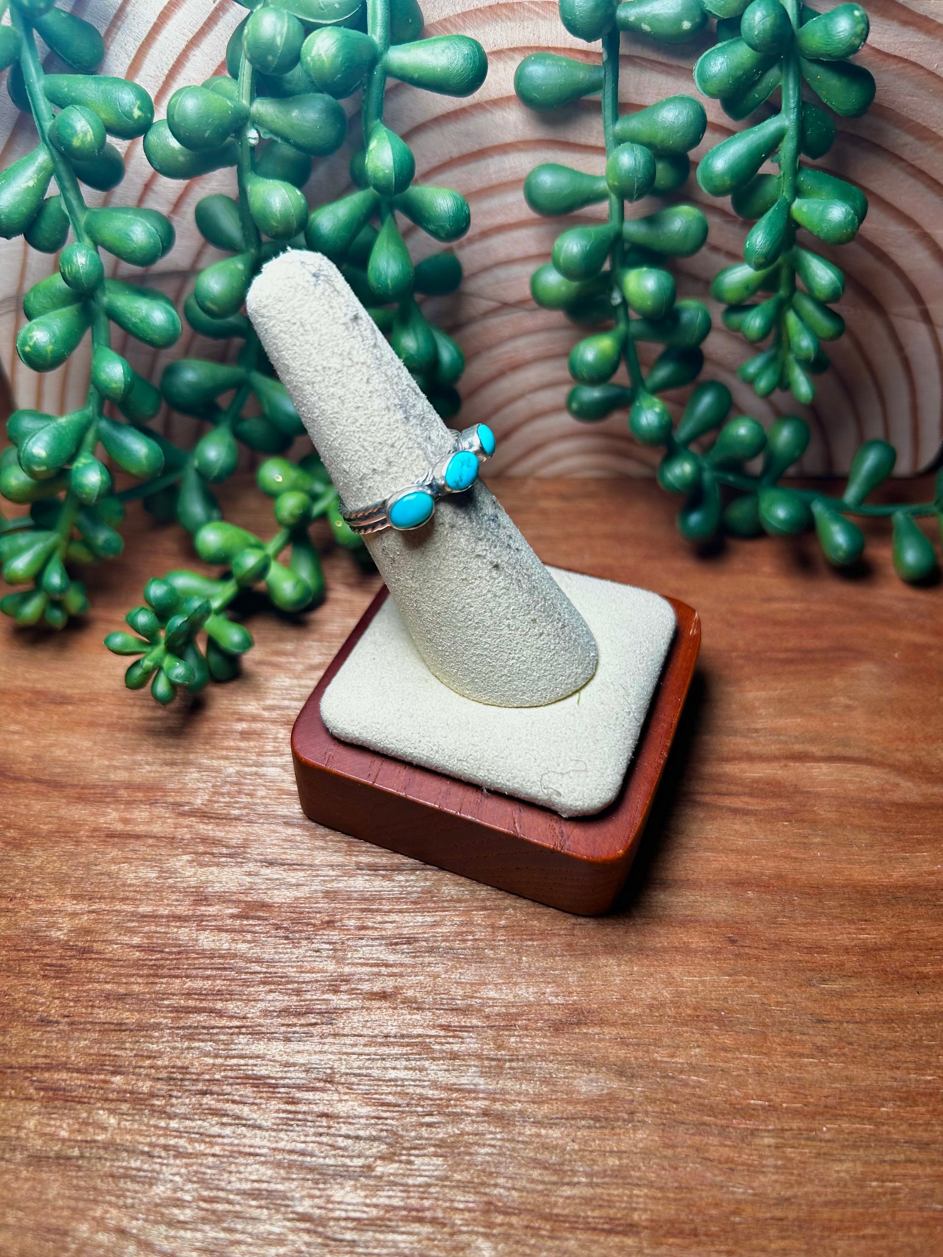 Navajo Made Kingman Turquoise & Sterling Silver Ring