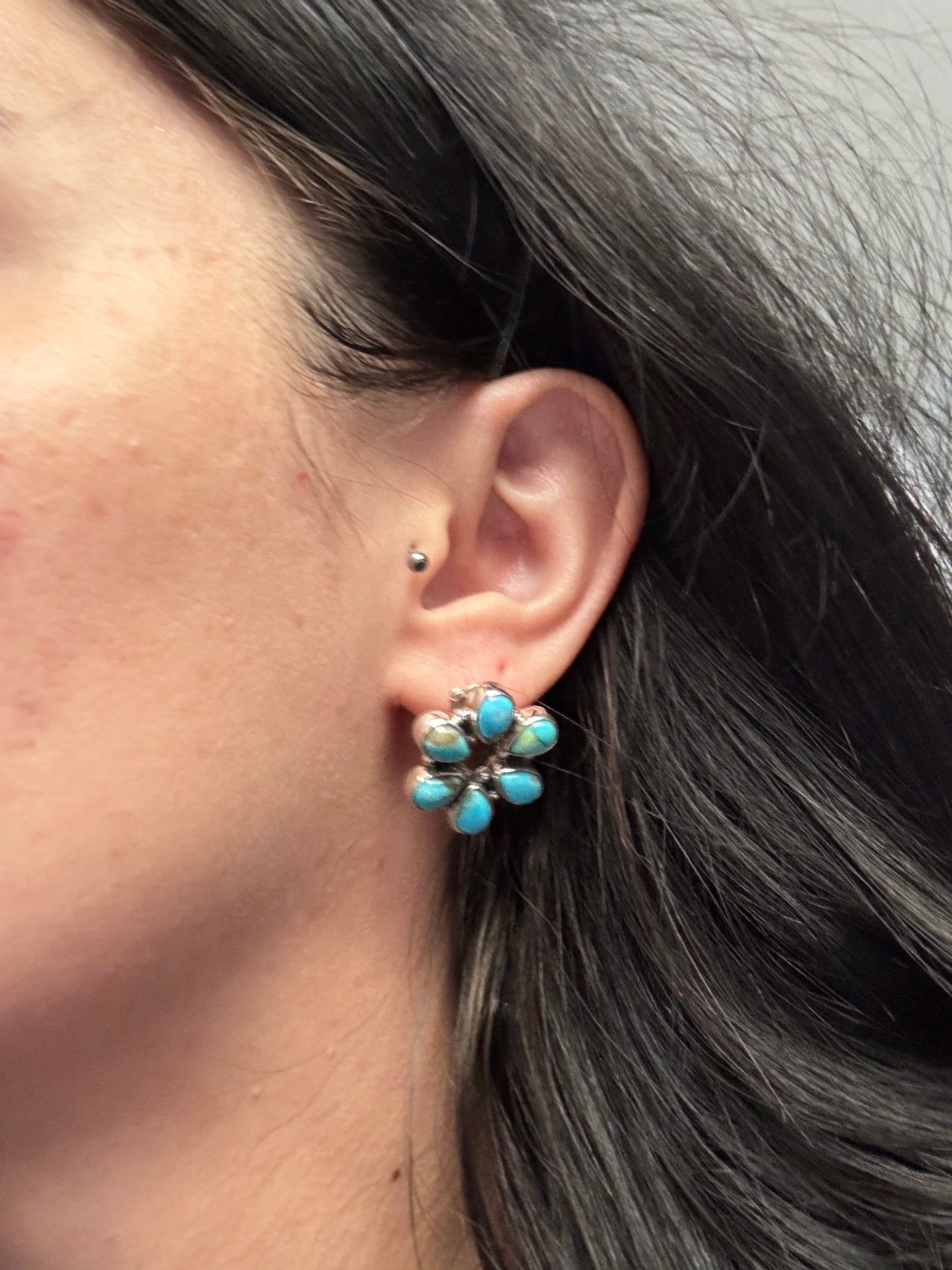 Southwest Handmade Kingman Turquoise & Sterling Silver Post Cluster Earrings