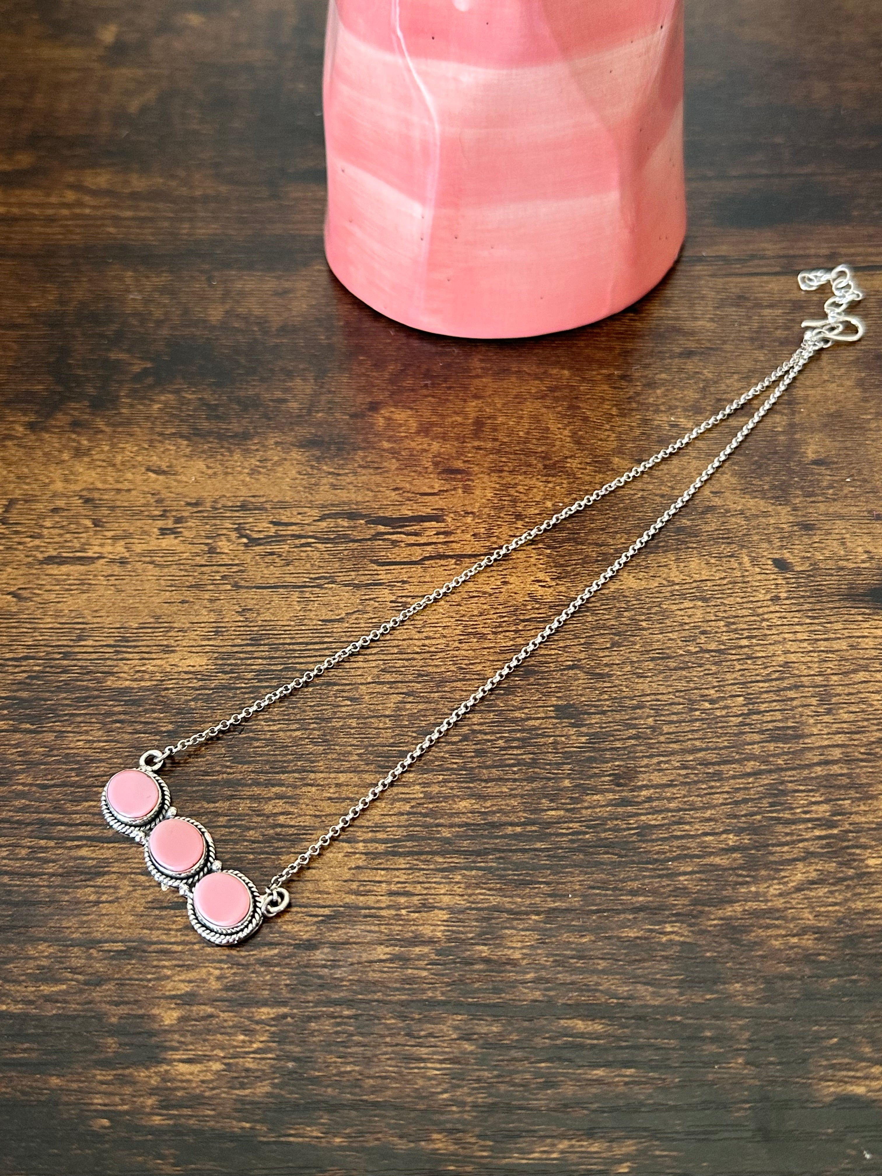 Southwest Handmade Pink Conch & Sterling Silver Bar Necklace